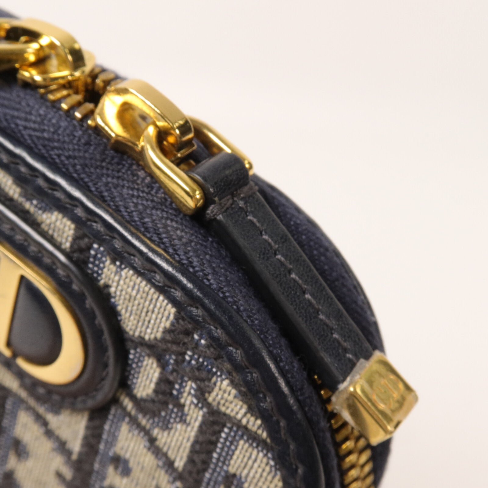 Dior 帆布30 Montaigne Phone Holder鏈帶手挽肩背兩用袋