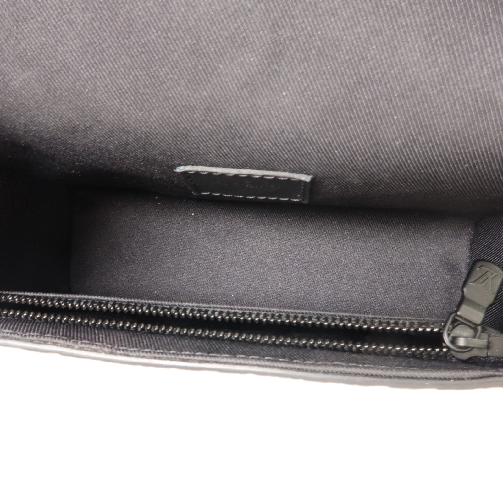 LOUIS VUITTON Monogram Taurillon Steamer Wearable Wallet肩背袋