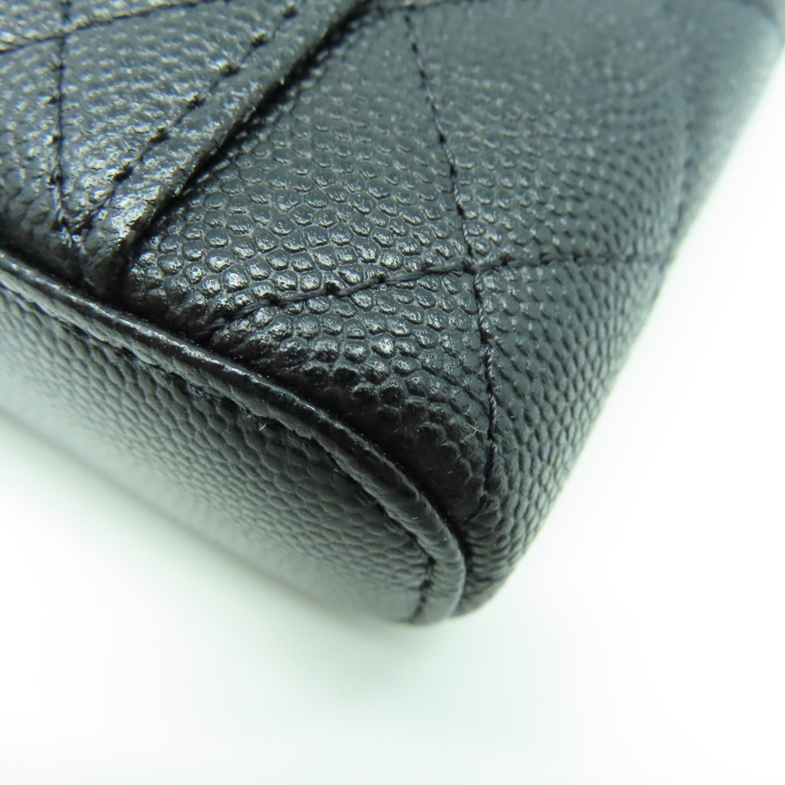 CHANEL 【激減優惠】菱格Caviar皮革Mini Cigarette Box金扣鏈帶肩背袋黑色