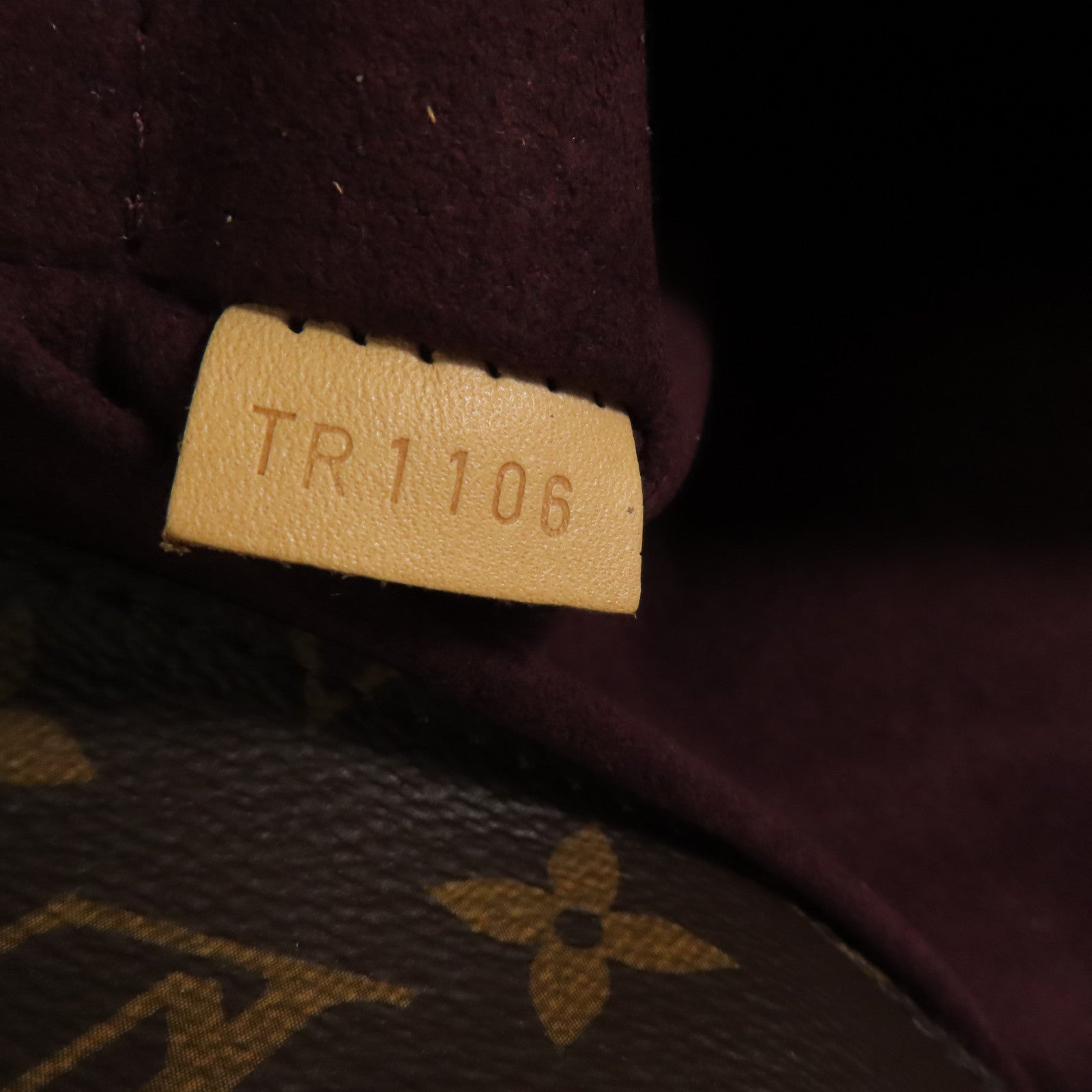 LOUIS VUITTON Monogram Montaigne MM金扣手挽肩背兩用袋