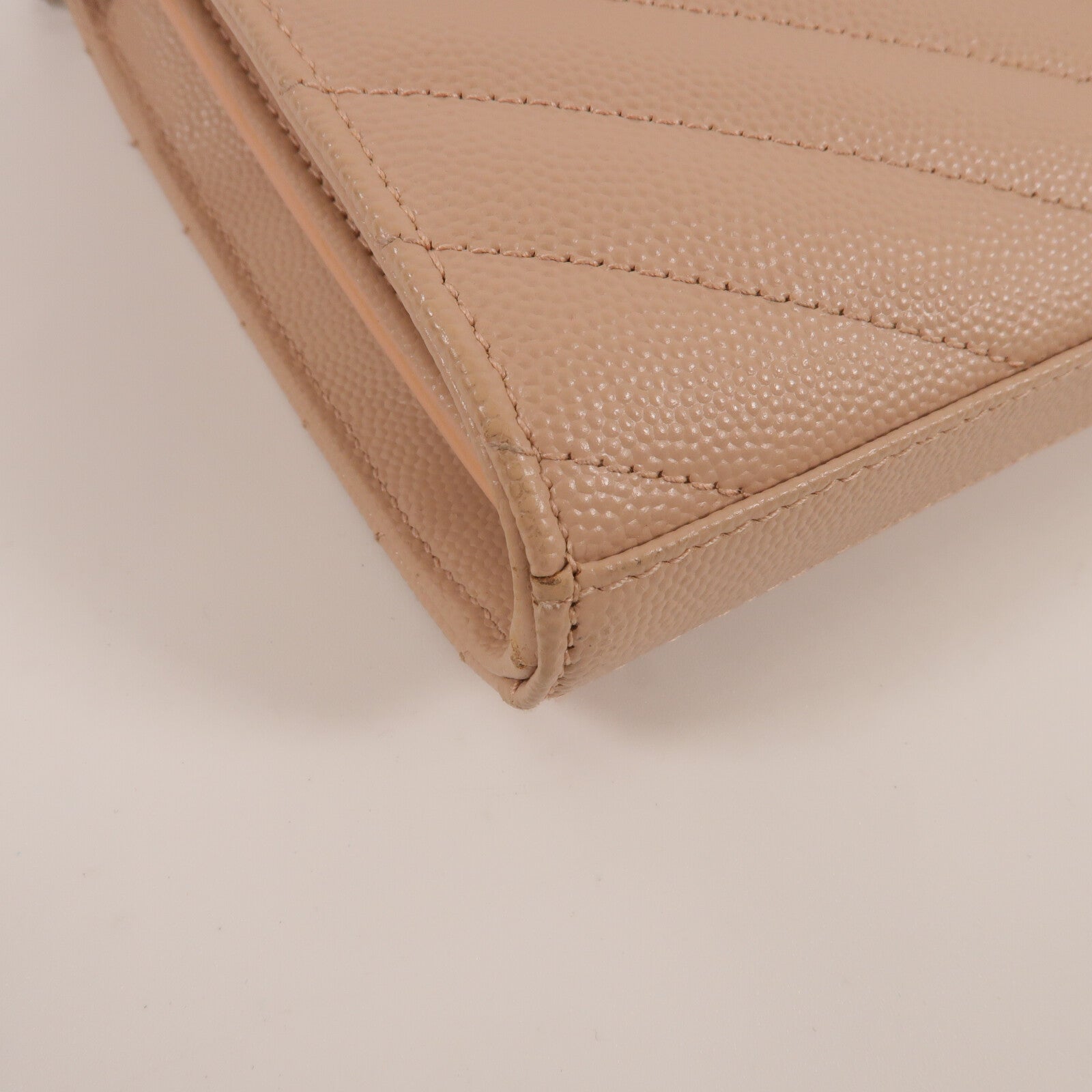 SAINT LAURENT 牛皮皮革Cassandre Envelope鏈帶肩背袋