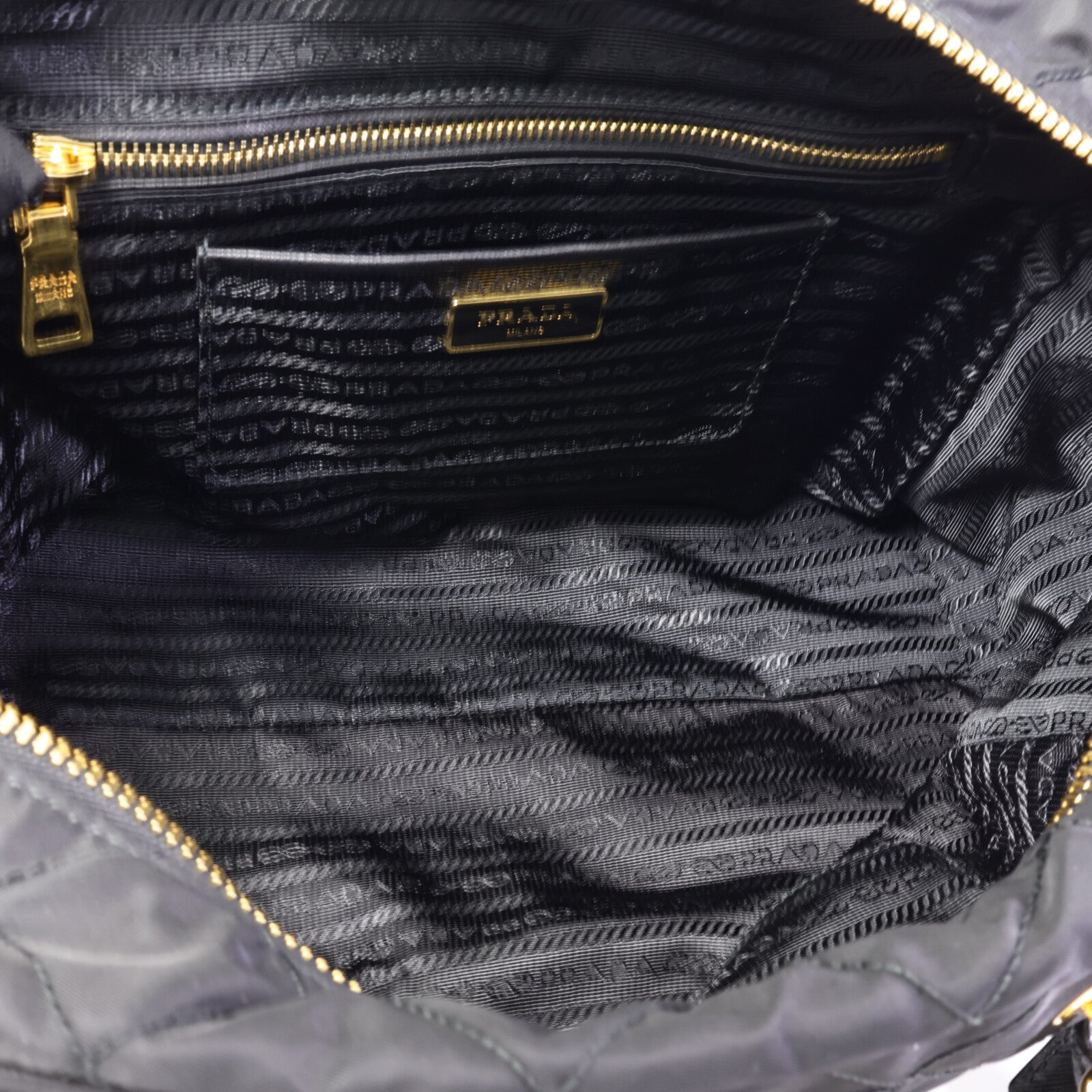PRADA 尼龍Tessuto Impuntu肩背袋