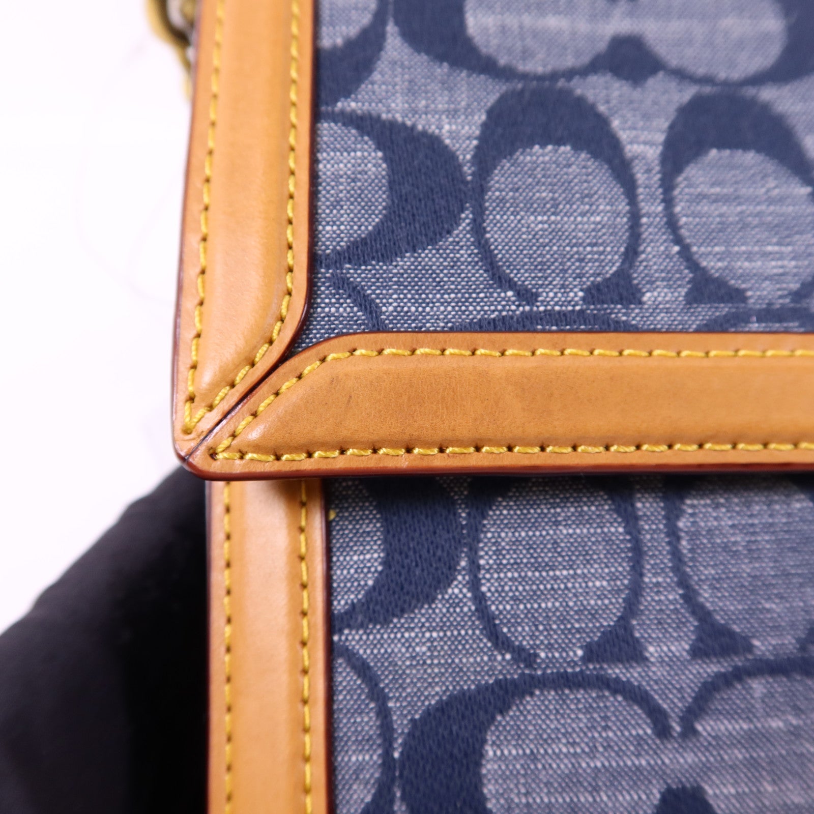 COACH 帆布/牛皮皮革Chain Shoulder Bag金扣鏈帶肩背袋