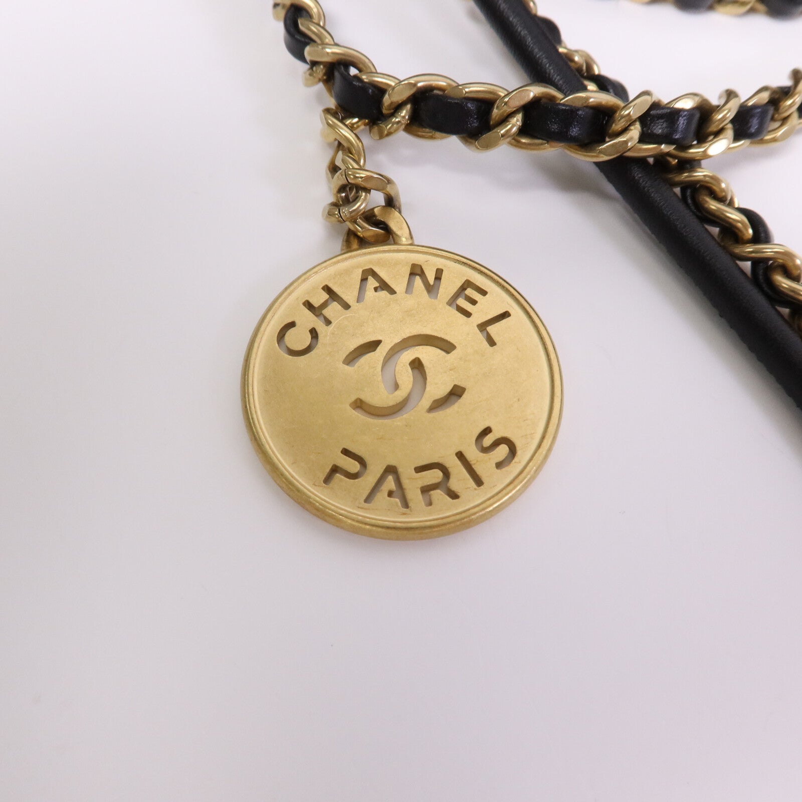 CHANEL 牛皮皮革C22 Mini金扣鏈帶手挽肩背兩用袋