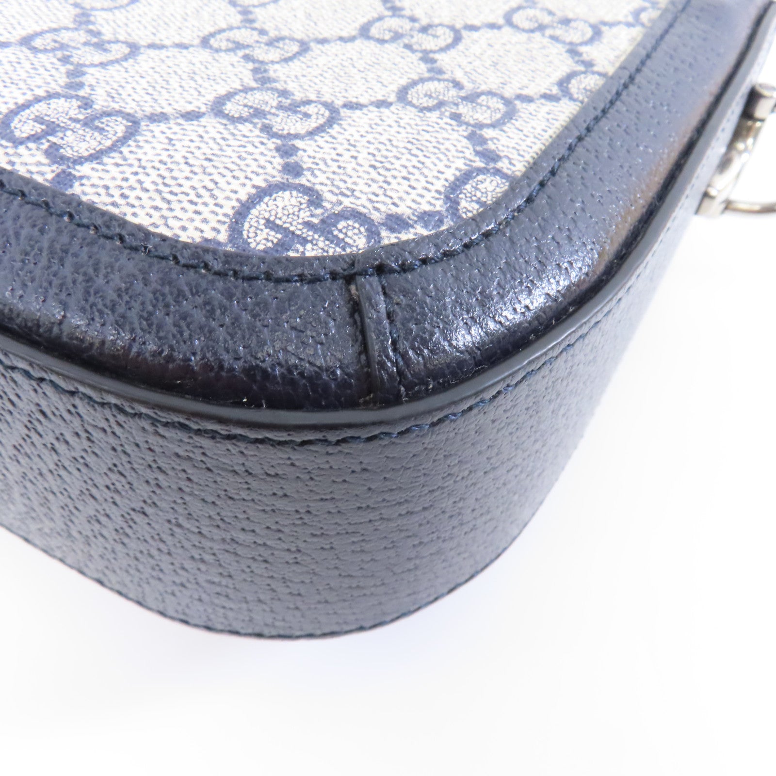 GUCCI 塗層帆布1955 Horsebit銀扣肩背袋藍色/米色