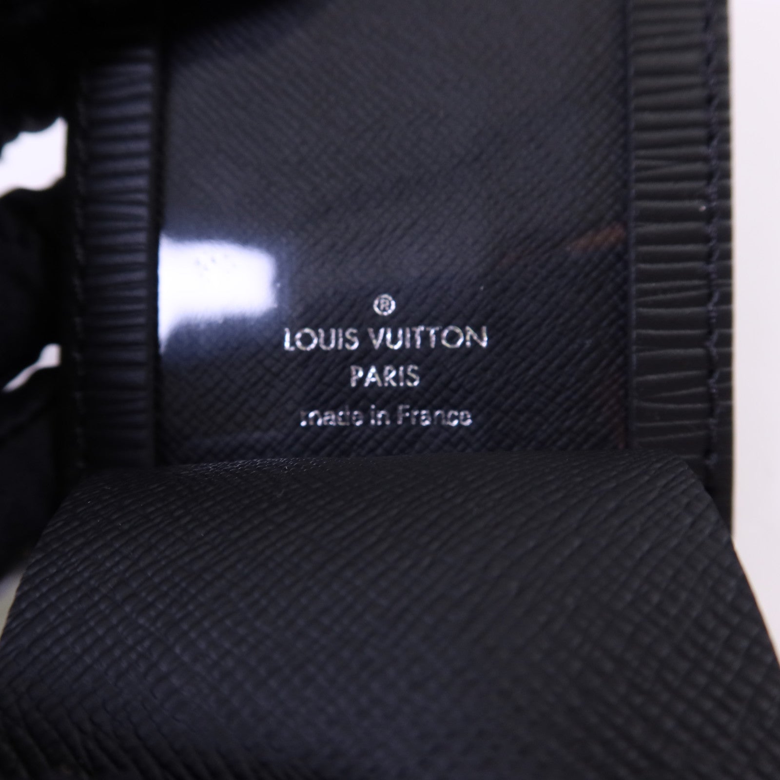 LOUIS VUITTON Epi LV x Supreme Collaboration Bag Charm行李牌掛飾