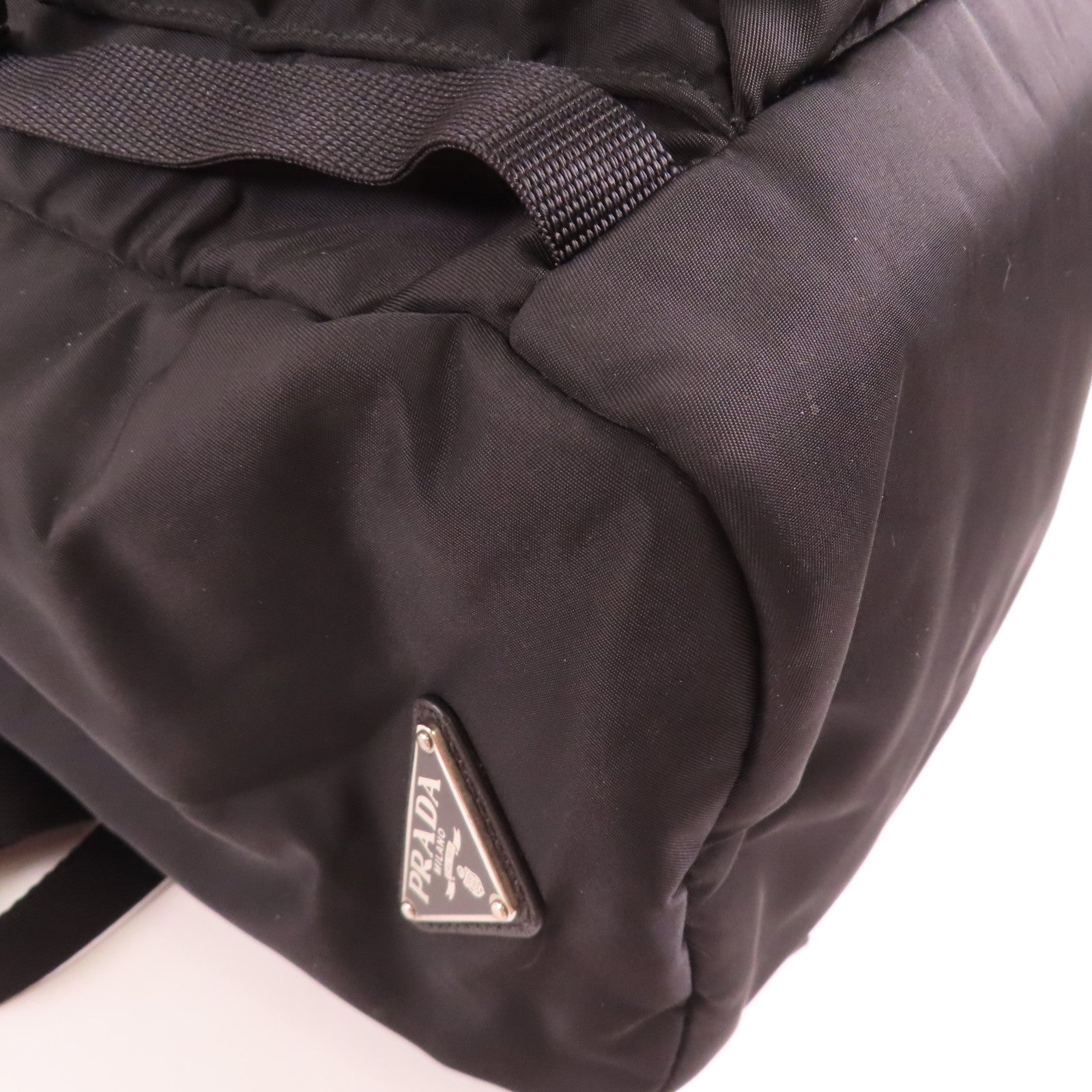 PRADA 尼龍Backpack銀扣背包