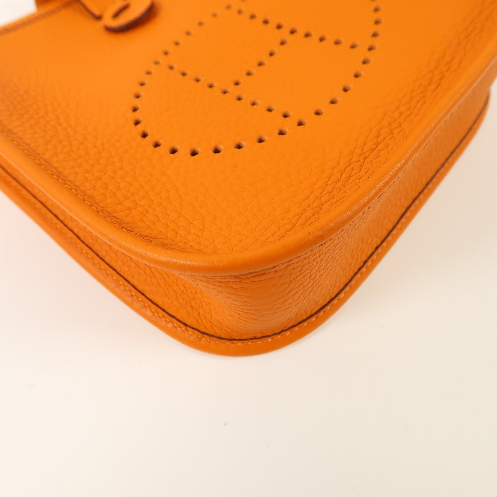 HERMES Clemence皮革Evelyne TPM金扣肩背袋93 Orange