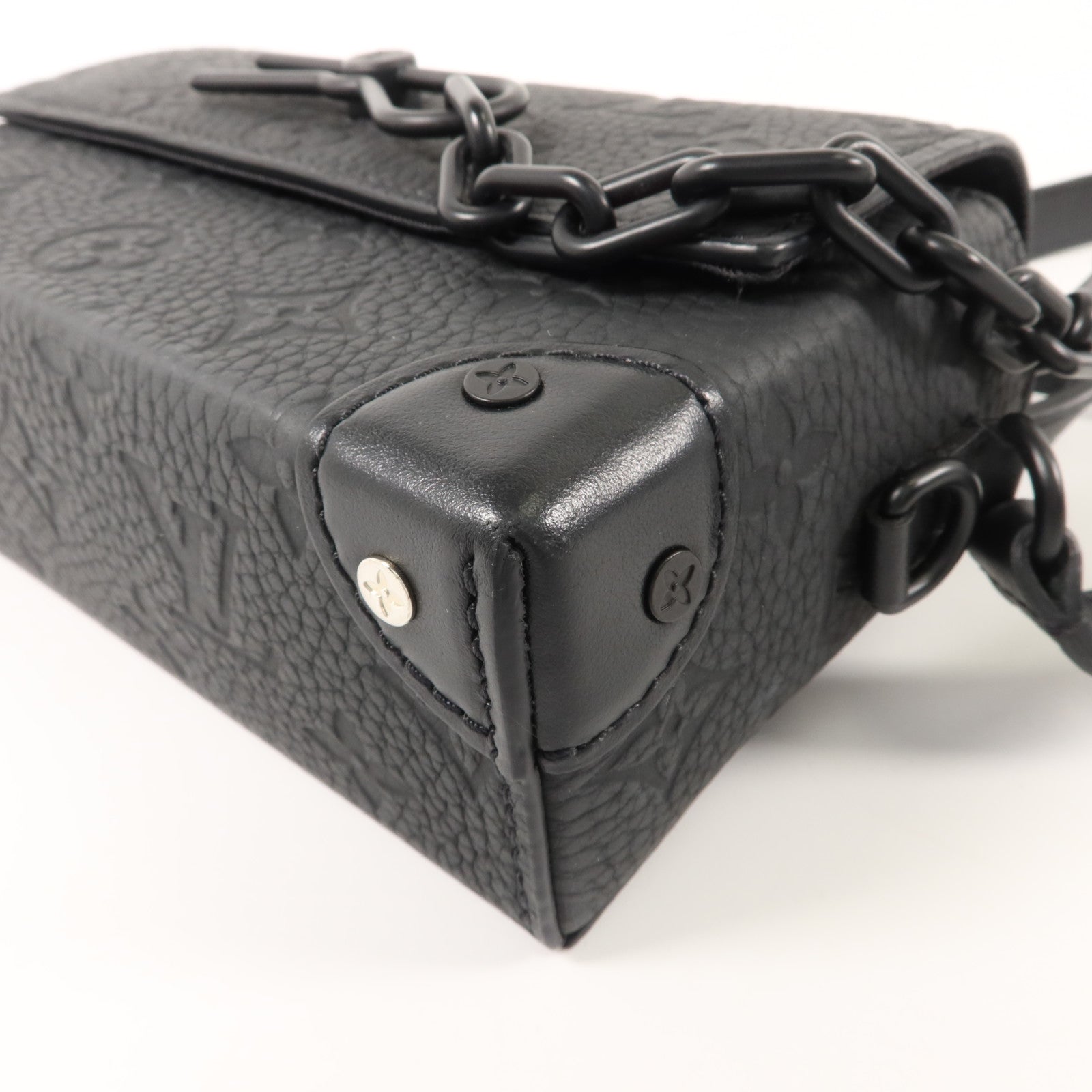 LOUIS VUITTON Monogram Taurillon Steamer Wearable Wallet肩背袋