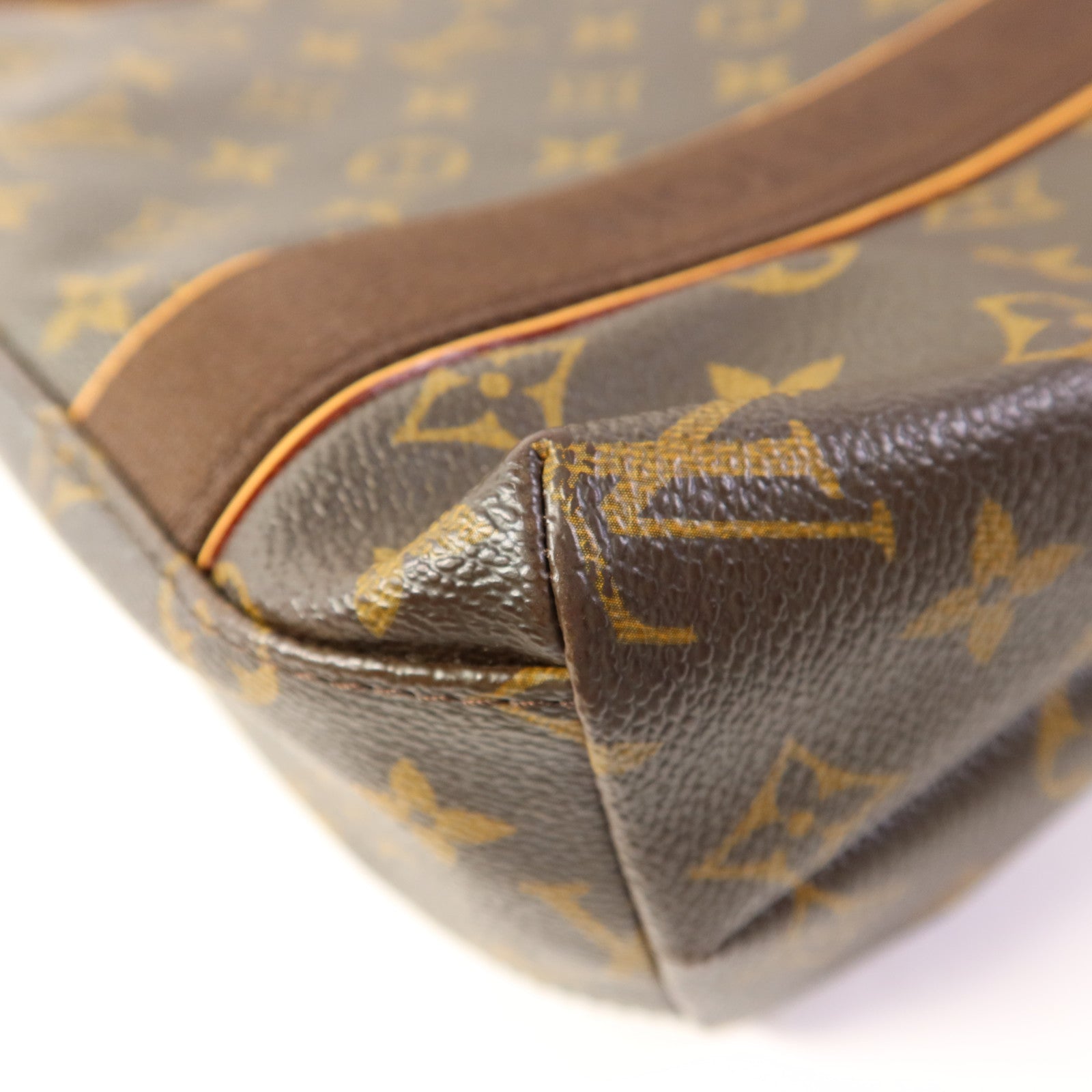 LOUIS VUITTON Monogram Cabas Beaubourg金扣肩背袋