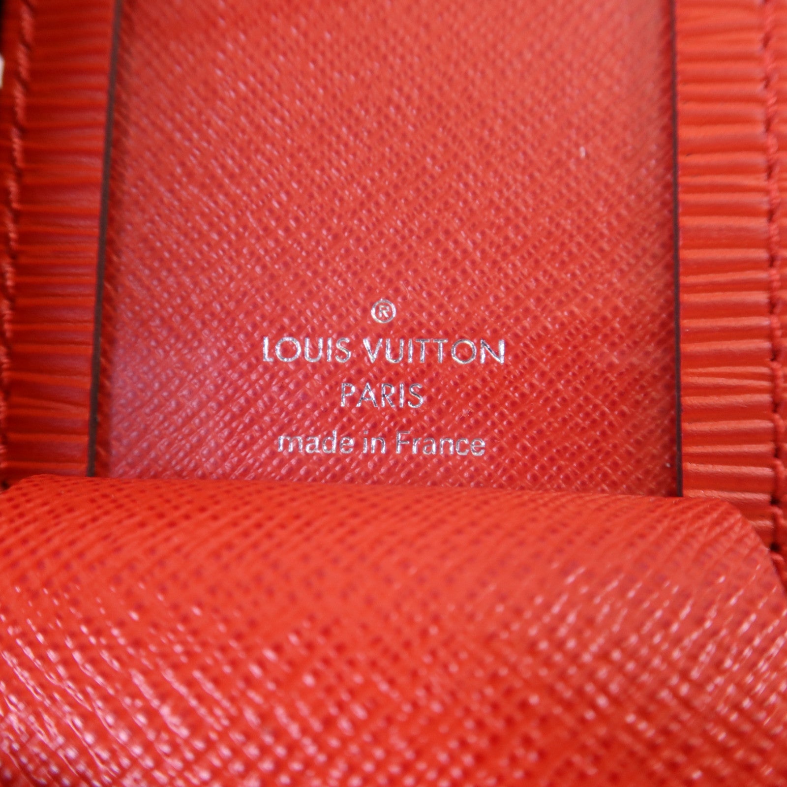 LOUIS VUITTON Epi LV x Supreme Collaboration Bag Charm行李牌掛飾