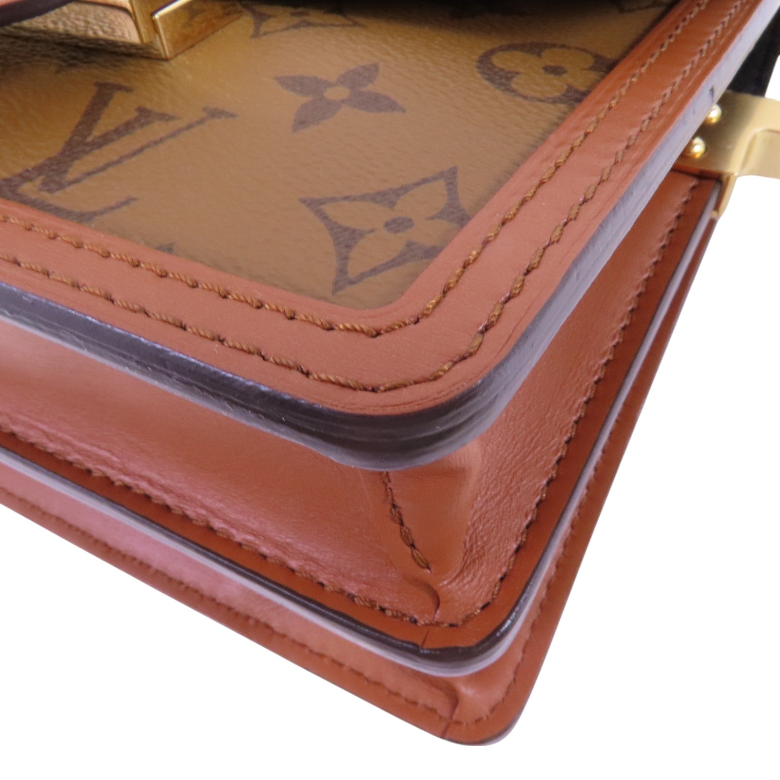 LOUIS VUITTON Monogram Reverse Mini Dauphine金扣肩背袋