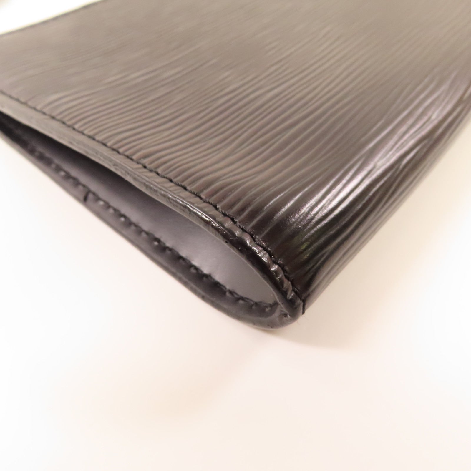 LOUIS VUITTON Epi Pochette Accessories Pouch金扣手挽袋