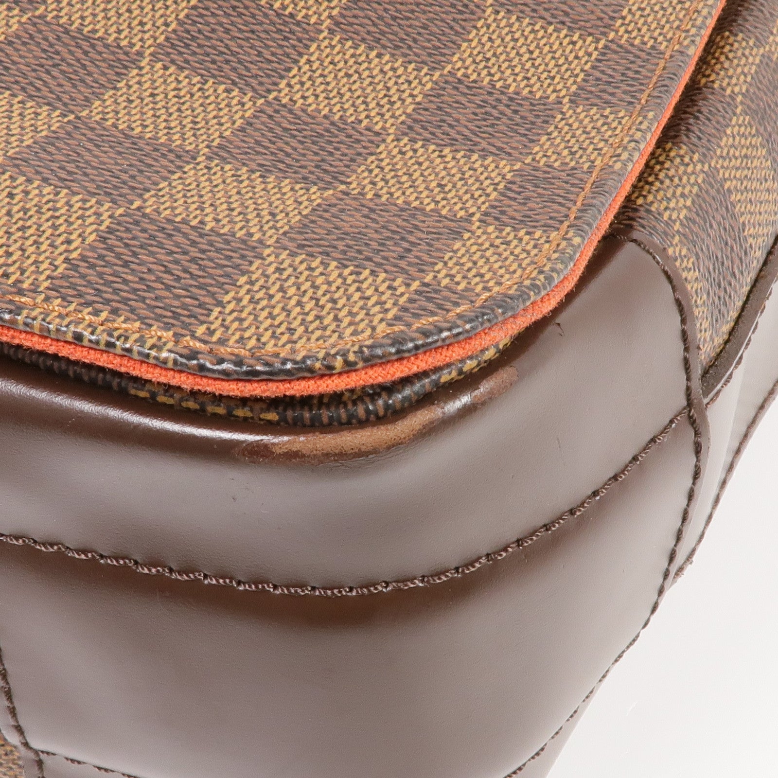 LOUIS VUITTON Damier Bastille金扣肩背袋
