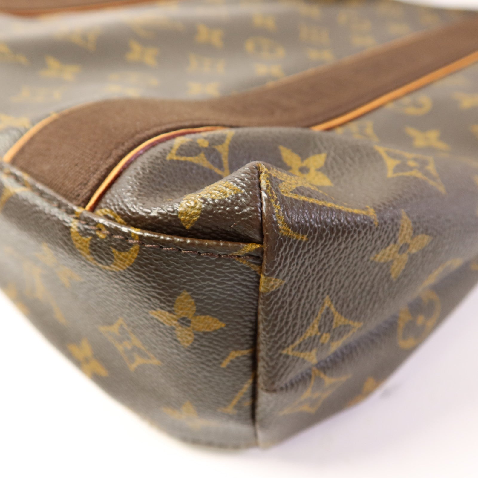 LOUIS VUITTON Monogram Cabas Beaubourg金扣肩背袋