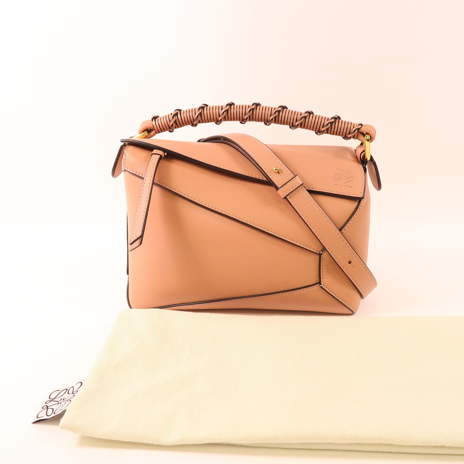 LOEWE 牛皮皮革Edge Puzzle金扣手挽肩背兩用袋
