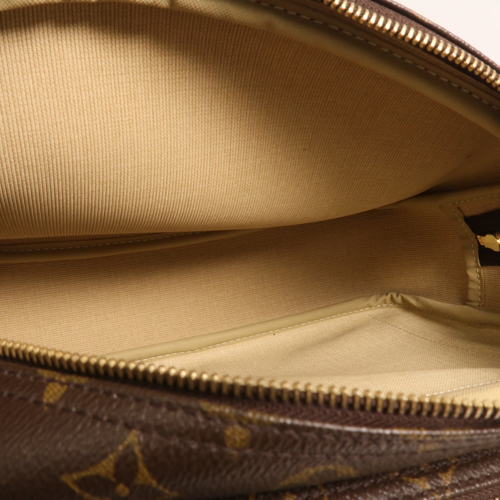 LOUIS VUITTON 【激減優惠】Monogram Reporter PM金扣肩背袋