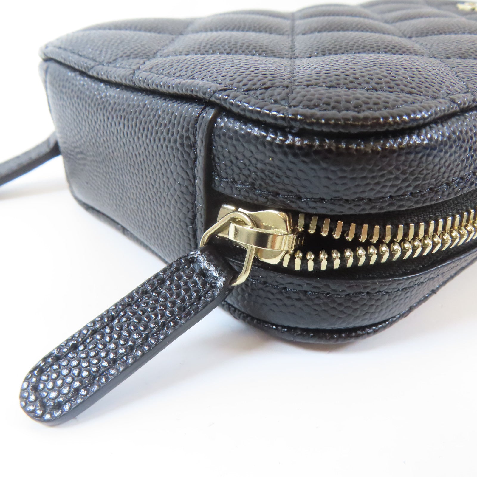 CHANEL 菱格Caviar皮革Phone Bag金扣鏈帶肩背袋黑色
