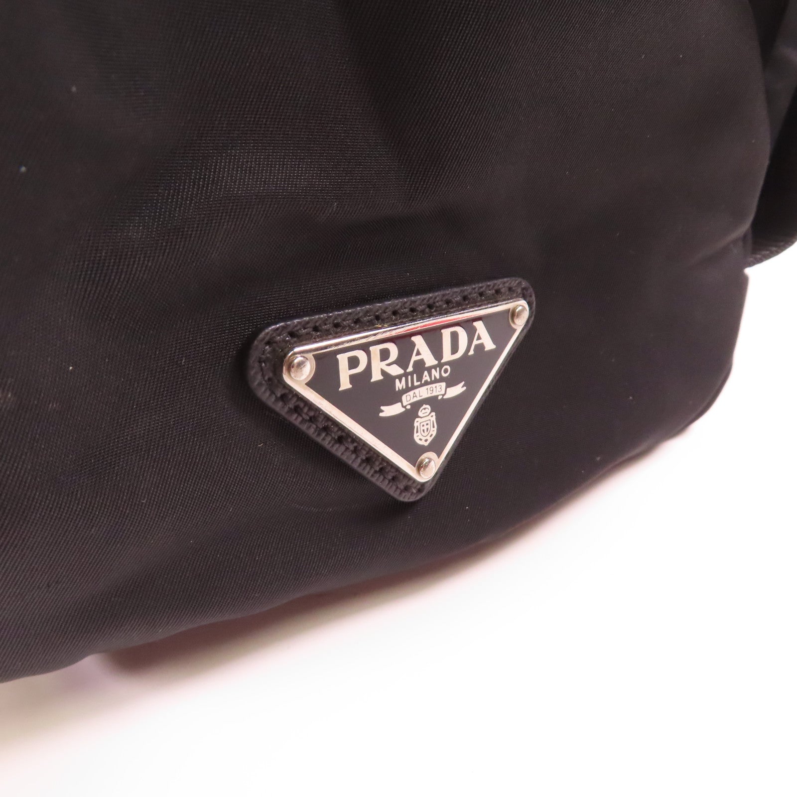 PRADA 尼龍Backpack銀扣背包