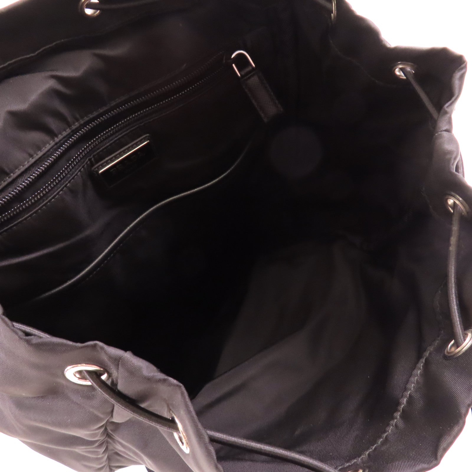 PRADA 尼龍Backpack銀扣背包