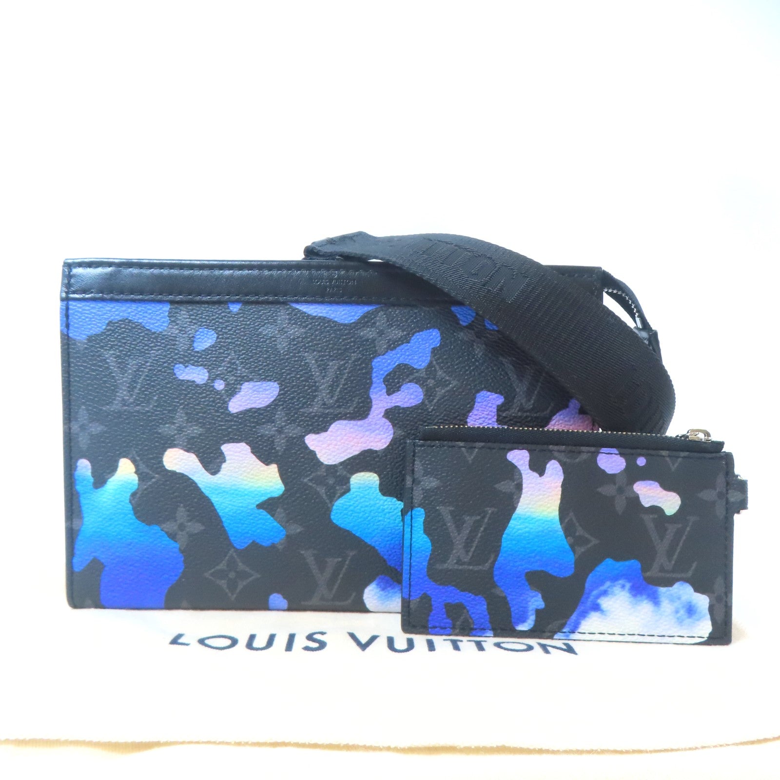 LOUIS VUITTON Pochette To Go Shoulder Bag M81848 Monogram Eclipse Black