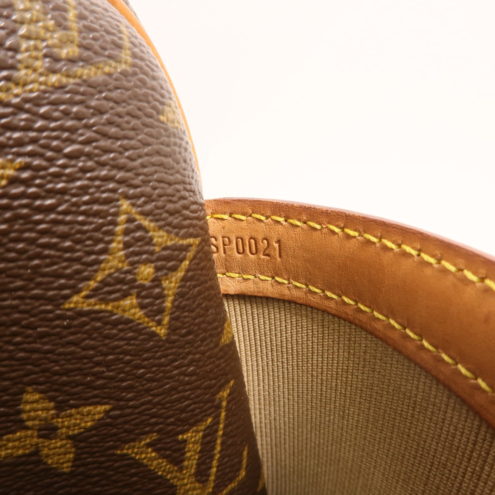 LOUIS VUITTON 【激減優惠】Monogram Reporter PM金扣肩背袋