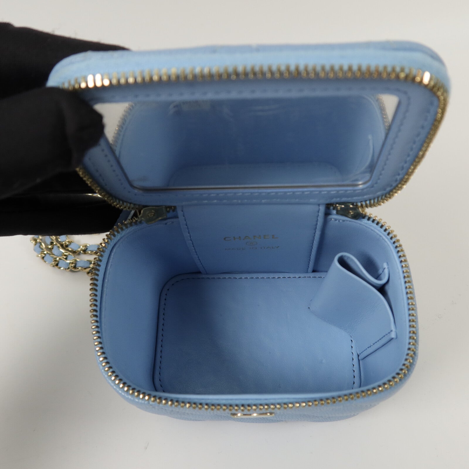 CHANEL 牛皮皮革Mini Vanity Case鏈帶肩背袋
