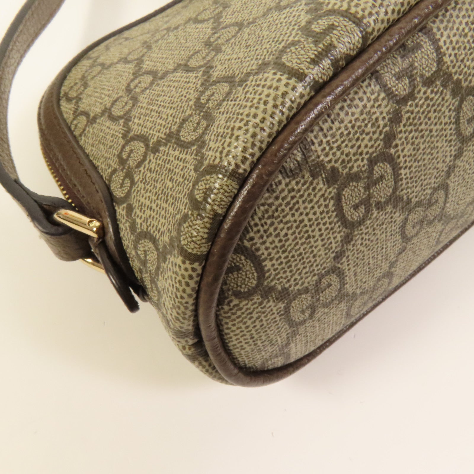 GUCCI 塗層帆布Ophidia GG Pouch金扣肩背袋