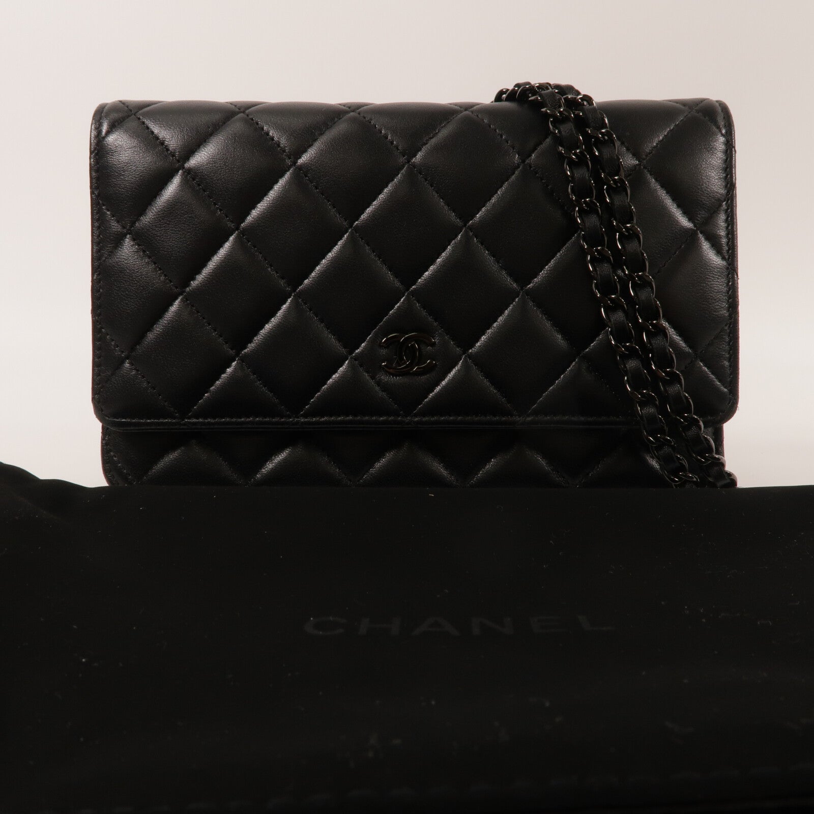 CHANEL 羊皮皮革WOC Wallet On Chain鏈帶肩背袋