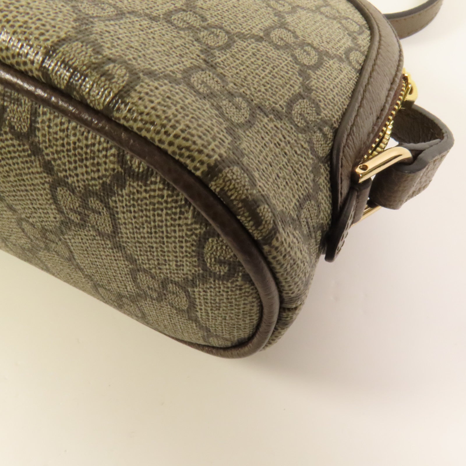 GUCCI 塗層帆布Ophidia GG Pouch金扣肩背袋