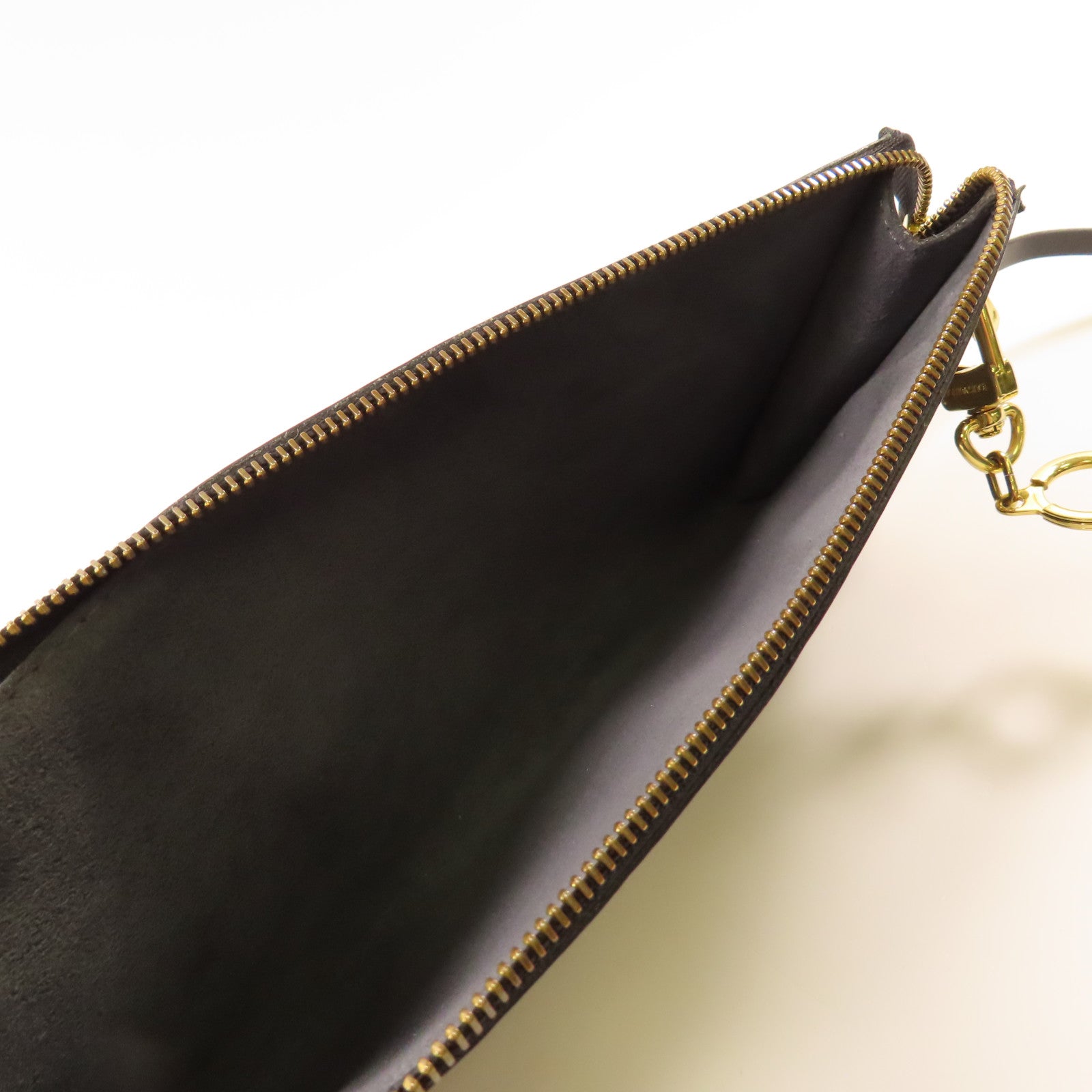 LOUIS VUITTON Epi Pochette Accessories Pouch金扣手挽袋