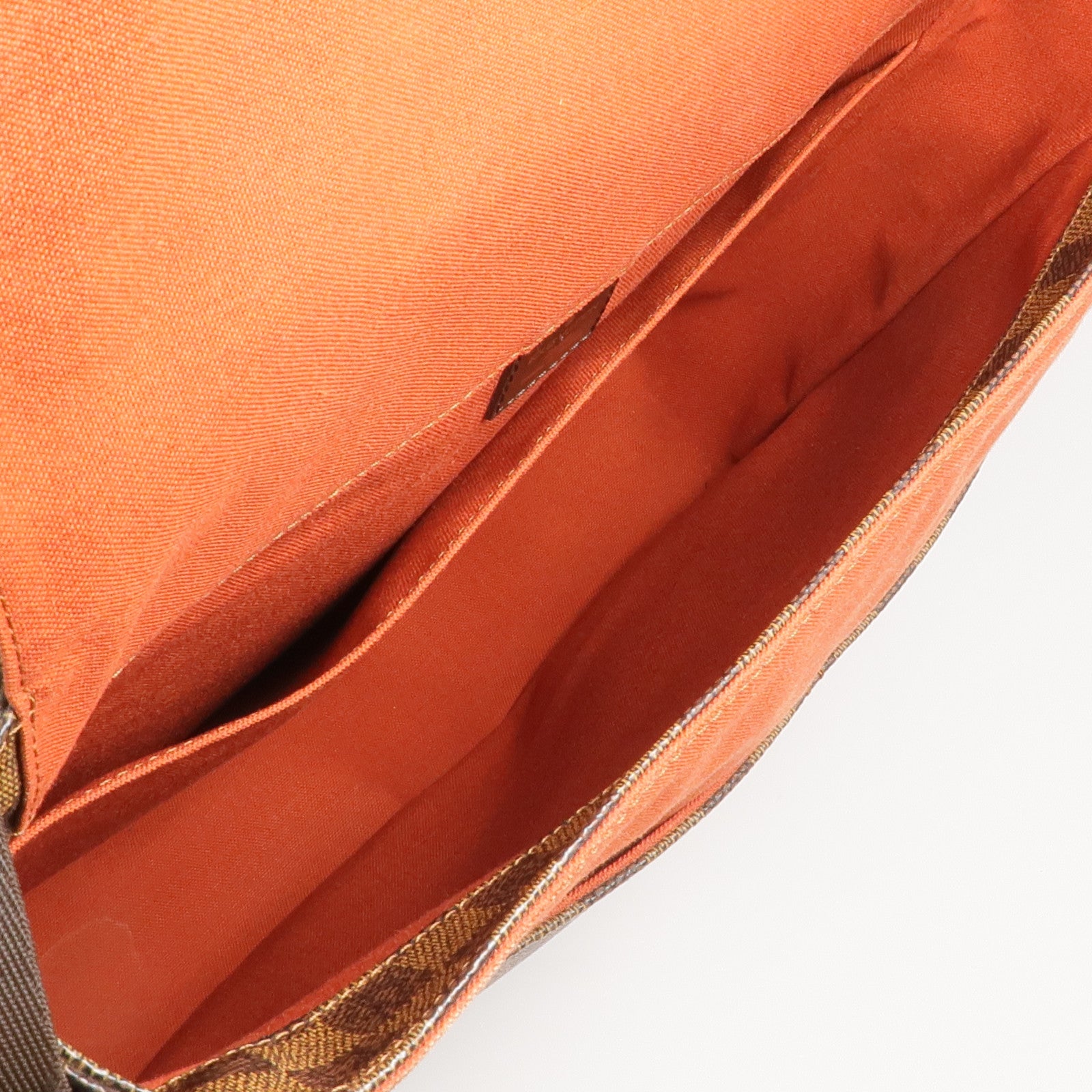 LOUIS VUITTON Damier Bastille金扣肩背袋