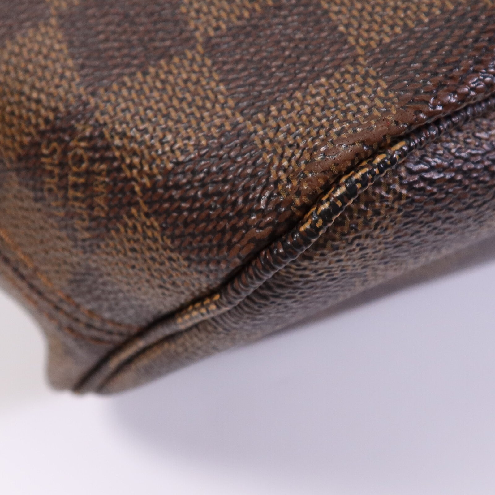 LOUIS VUITTON Damier Neverfull PM金扣手挽袋