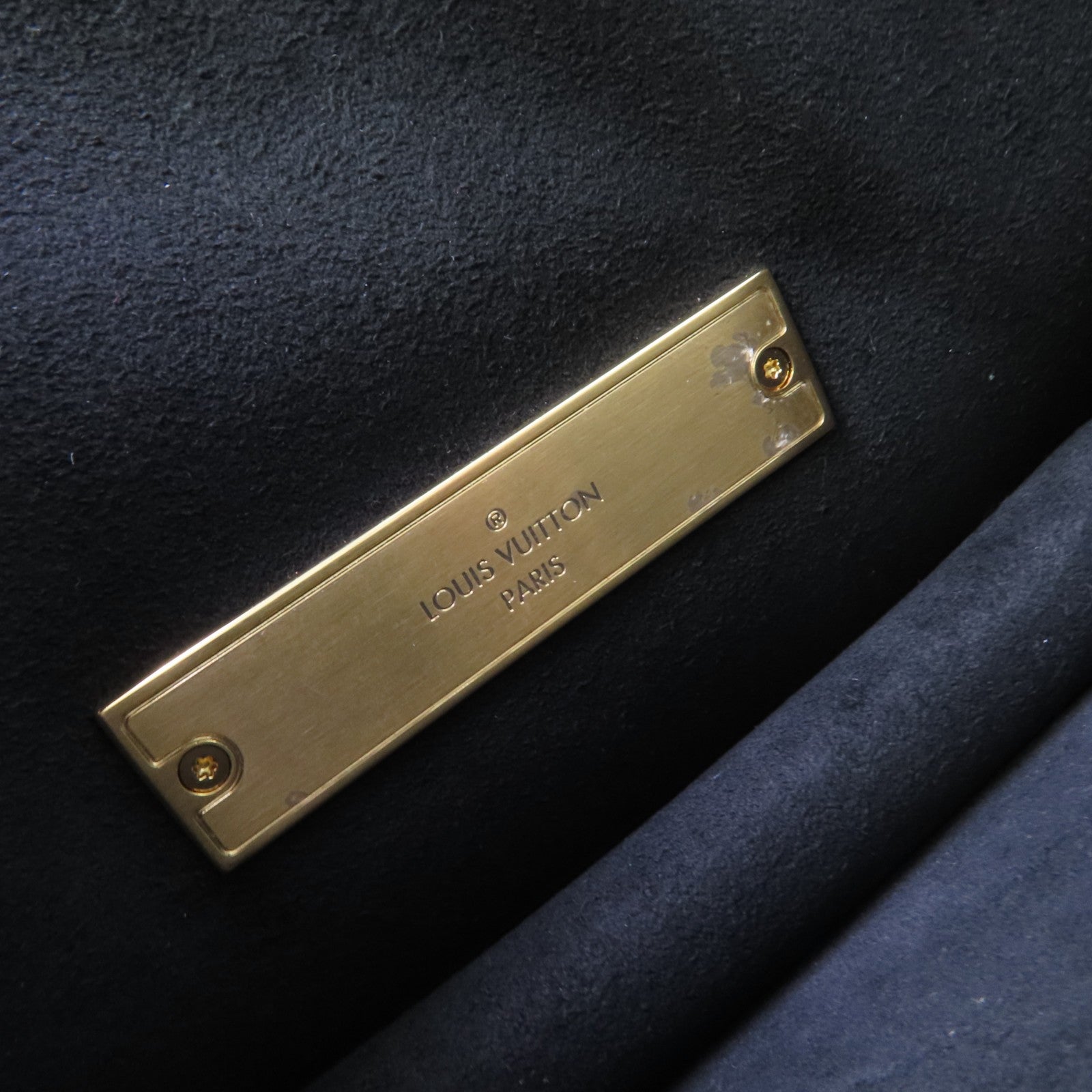 LOUIS VUITTON Monogram Reverse Mini Dauphine金扣肩背袋