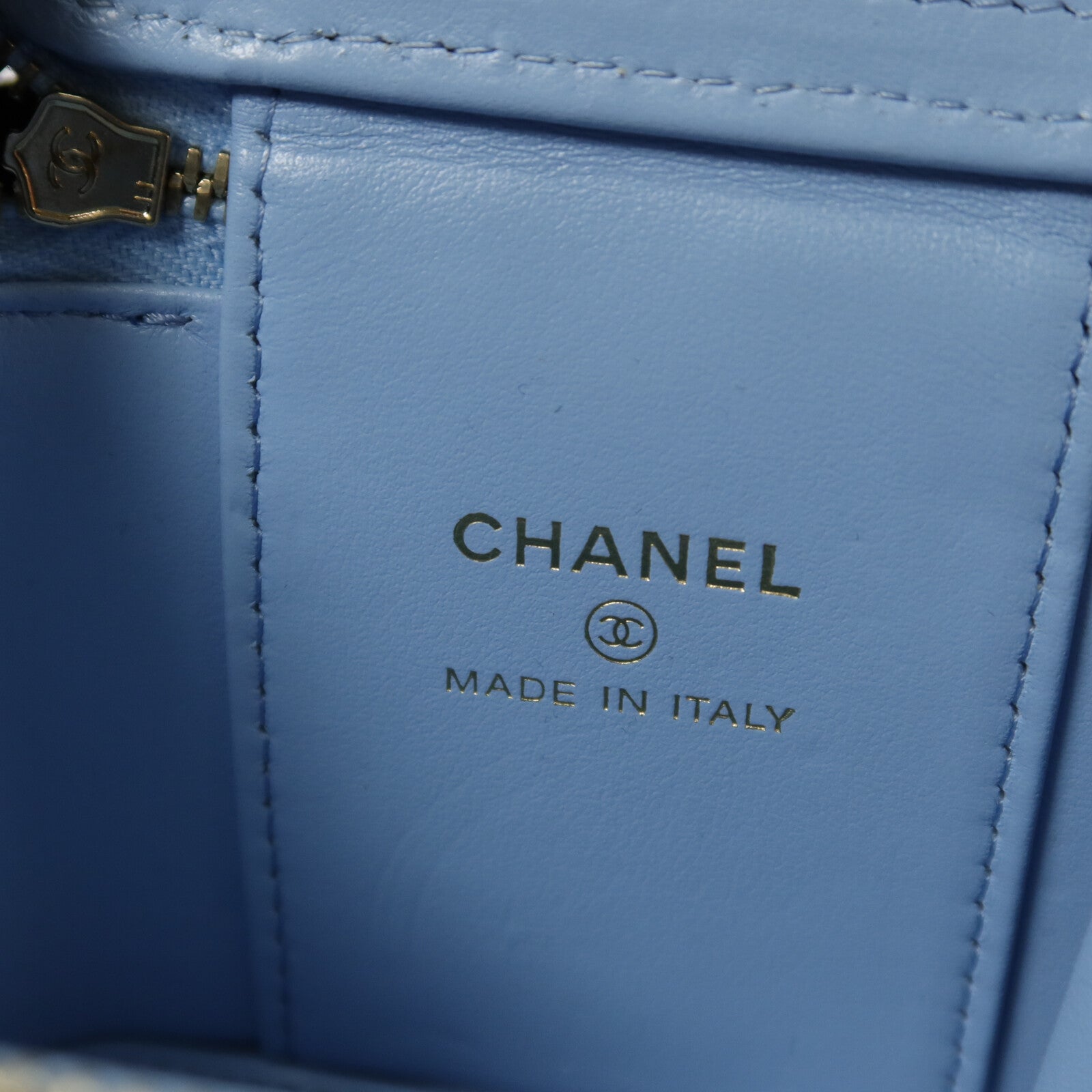 CHANEL 牛皮皮革Mini Vanity Case鏈帶肩背袋