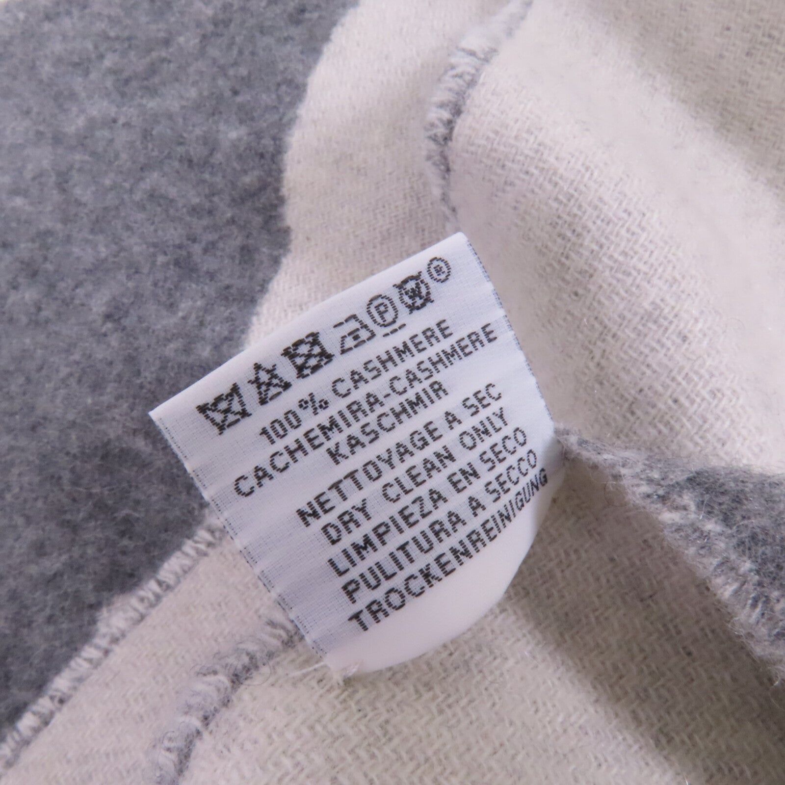 HERMES 羊絨Scarf圍巾