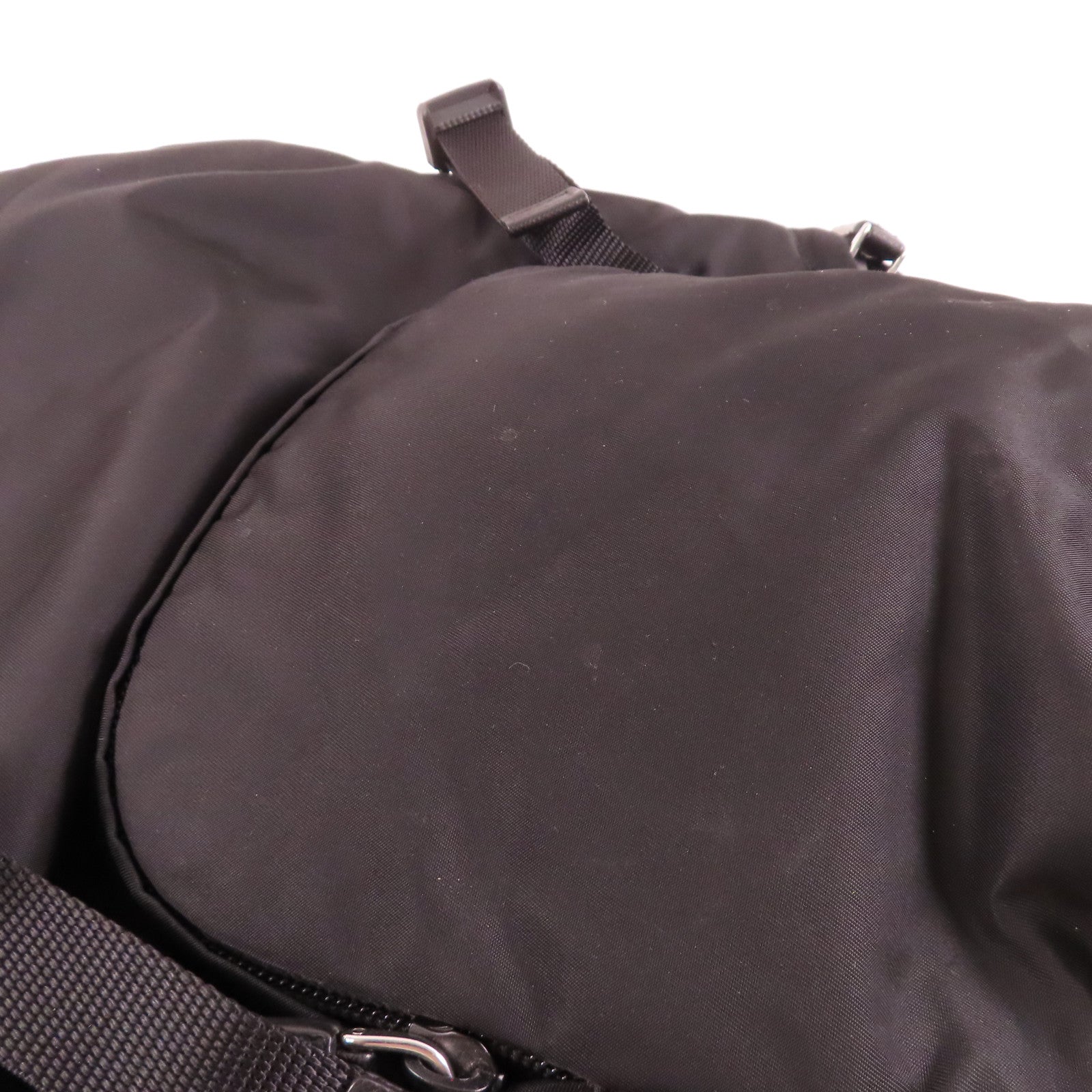 PRADA 尼龍Backpack銀扣背包