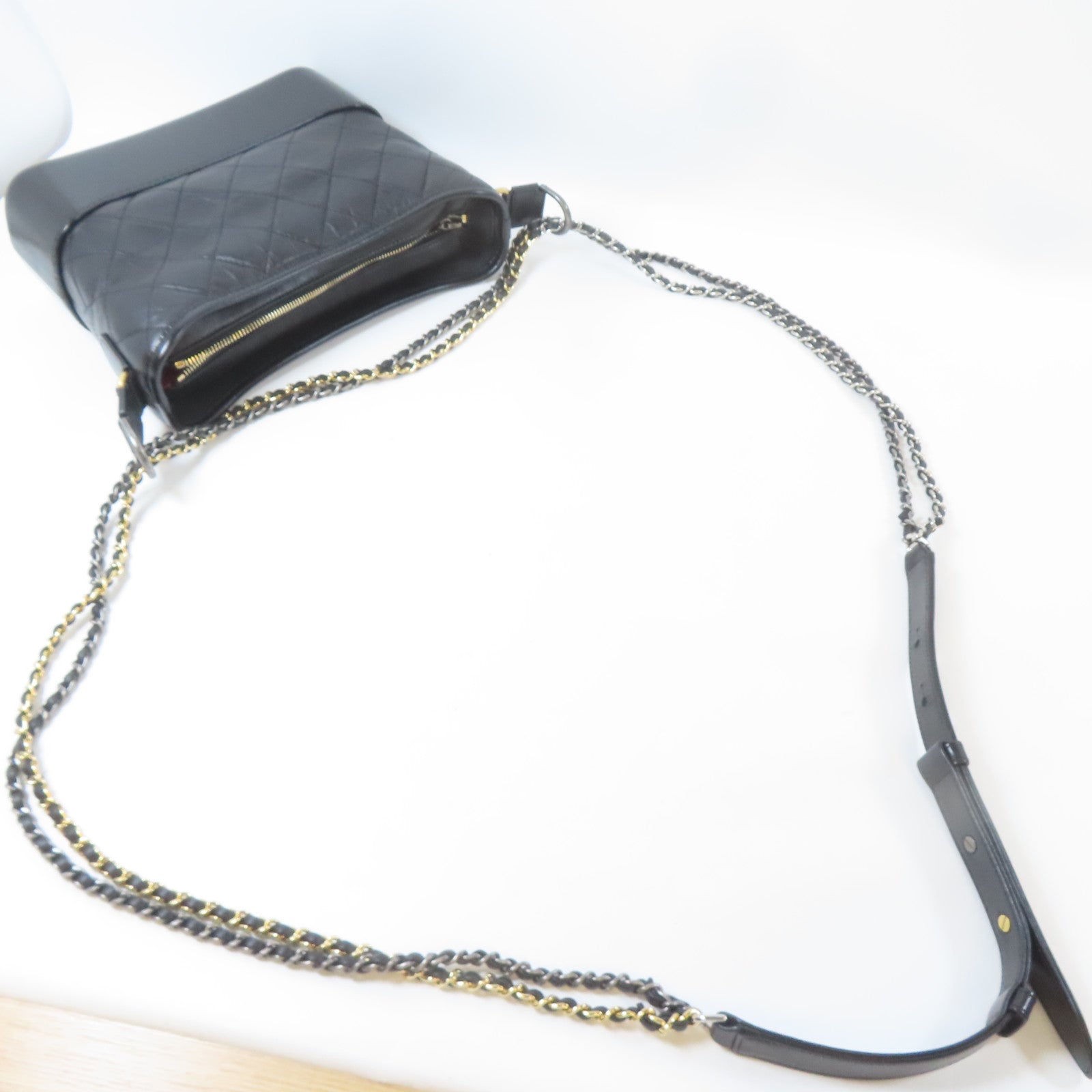 CHANEL 菱格牛皮皮革Gabrielle金扣銀扣鏈帶肩背袋黑色