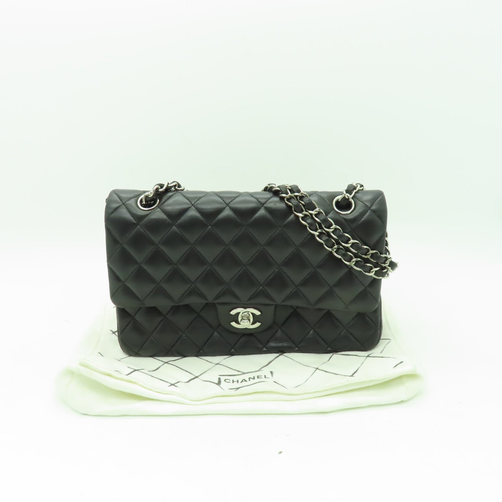 CHANEL **【清倉大減價】菱格羊皮皮革Classic 25銀扣鏈帶肩背袋黒色