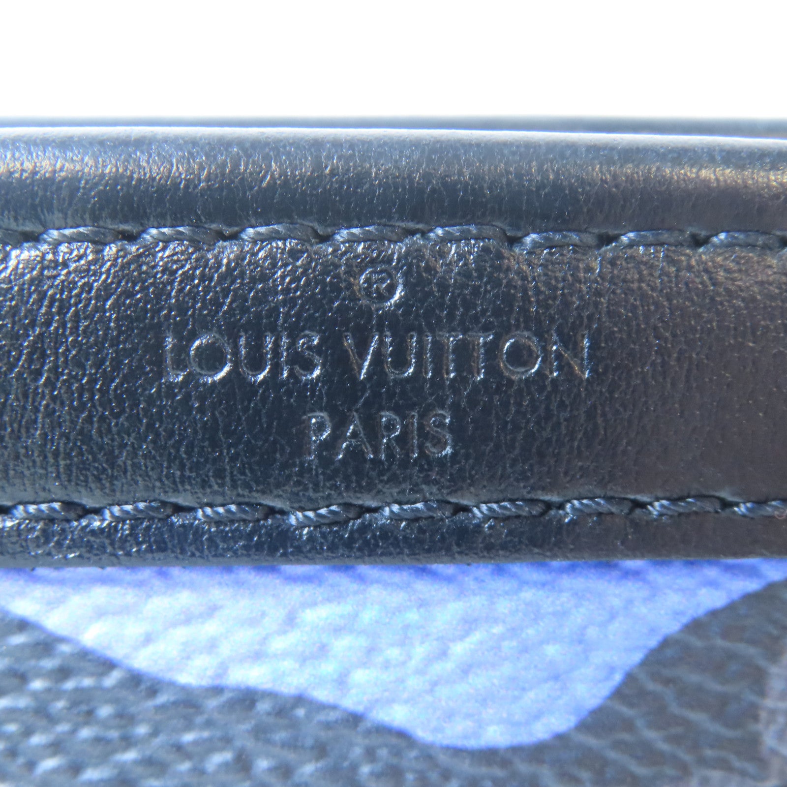 LOUIS VUITTON 【激減優惠】Monogram Eclipse Pochette To Go銀扣肩背袋黑色/彩色