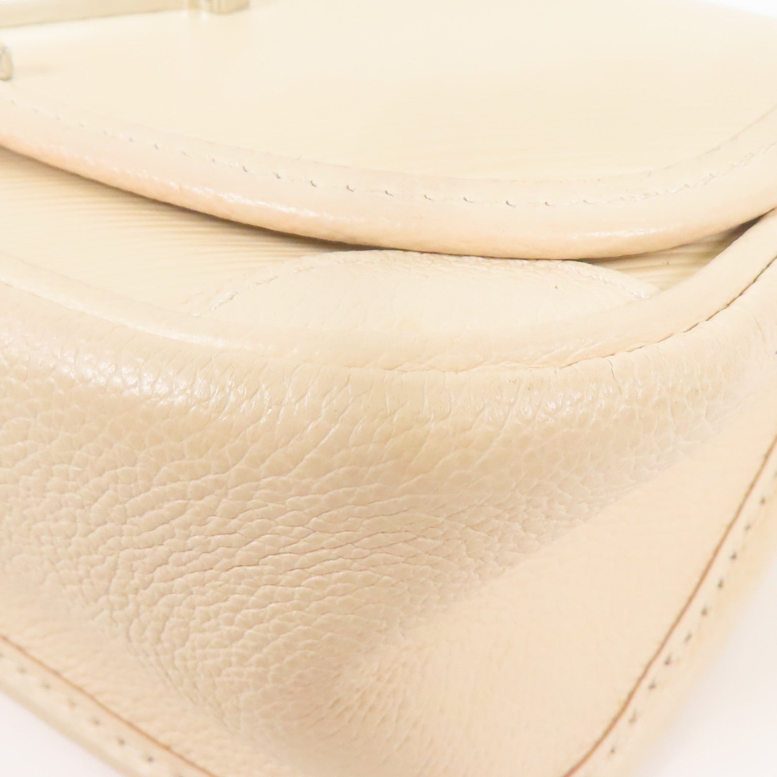 LOUIS VUITTON Epi Buci銀扣肩背袋