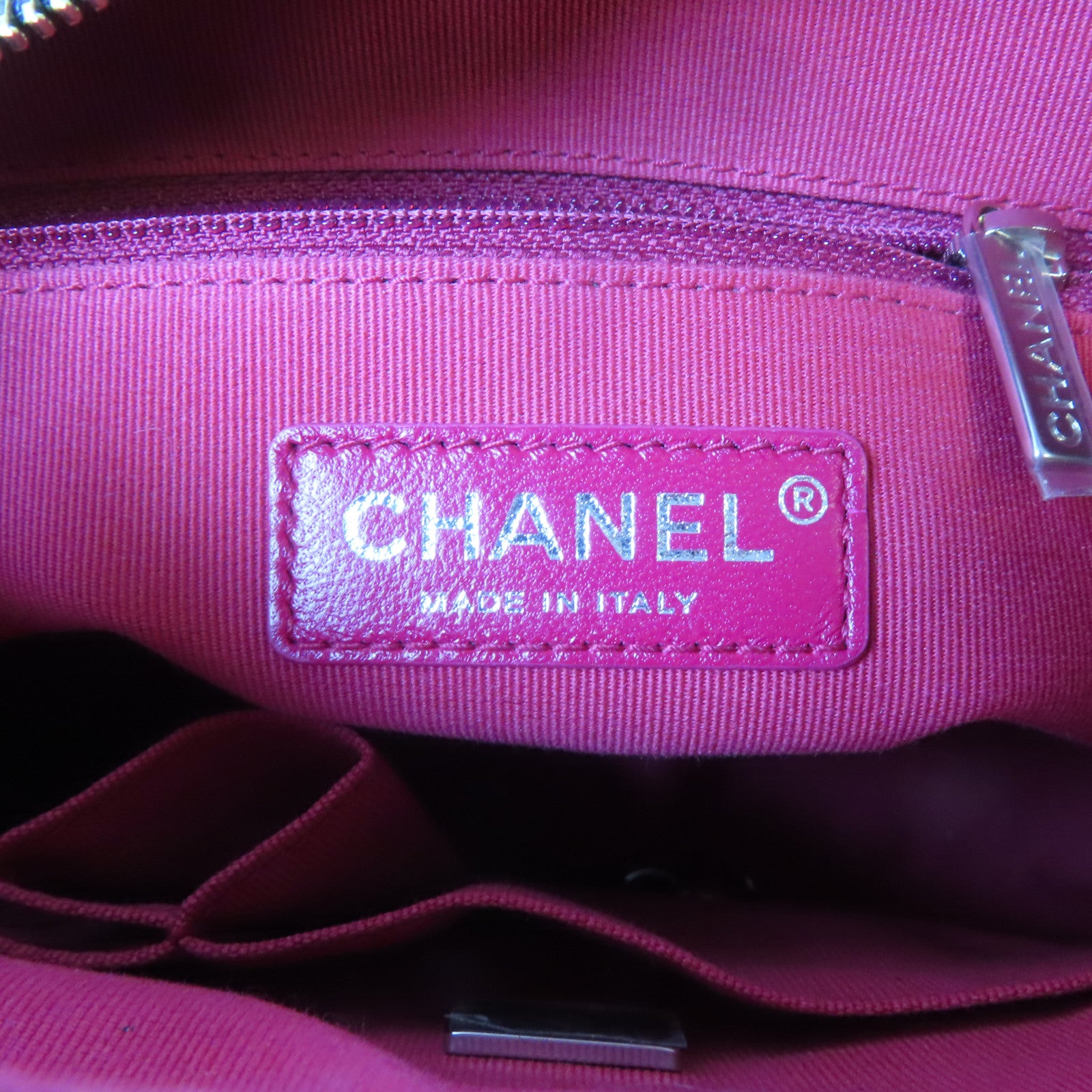 CHANEL 菱格牛皮皮革Gabrielle金扣銀扣鏈帶肩背袋黑色