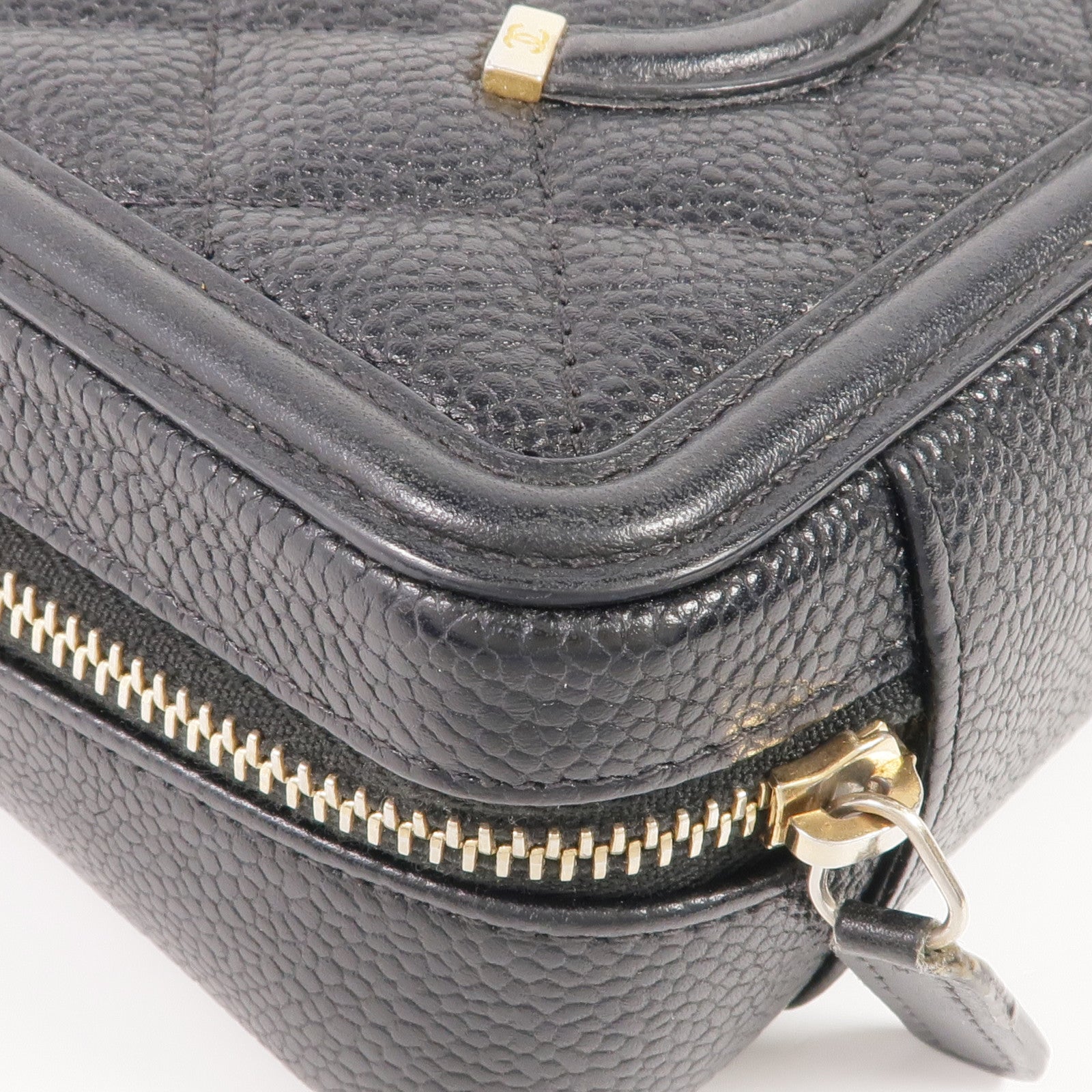 CHANEL 牛皮皮革Filigree Camera Bag金扣鏈帶肩背袋