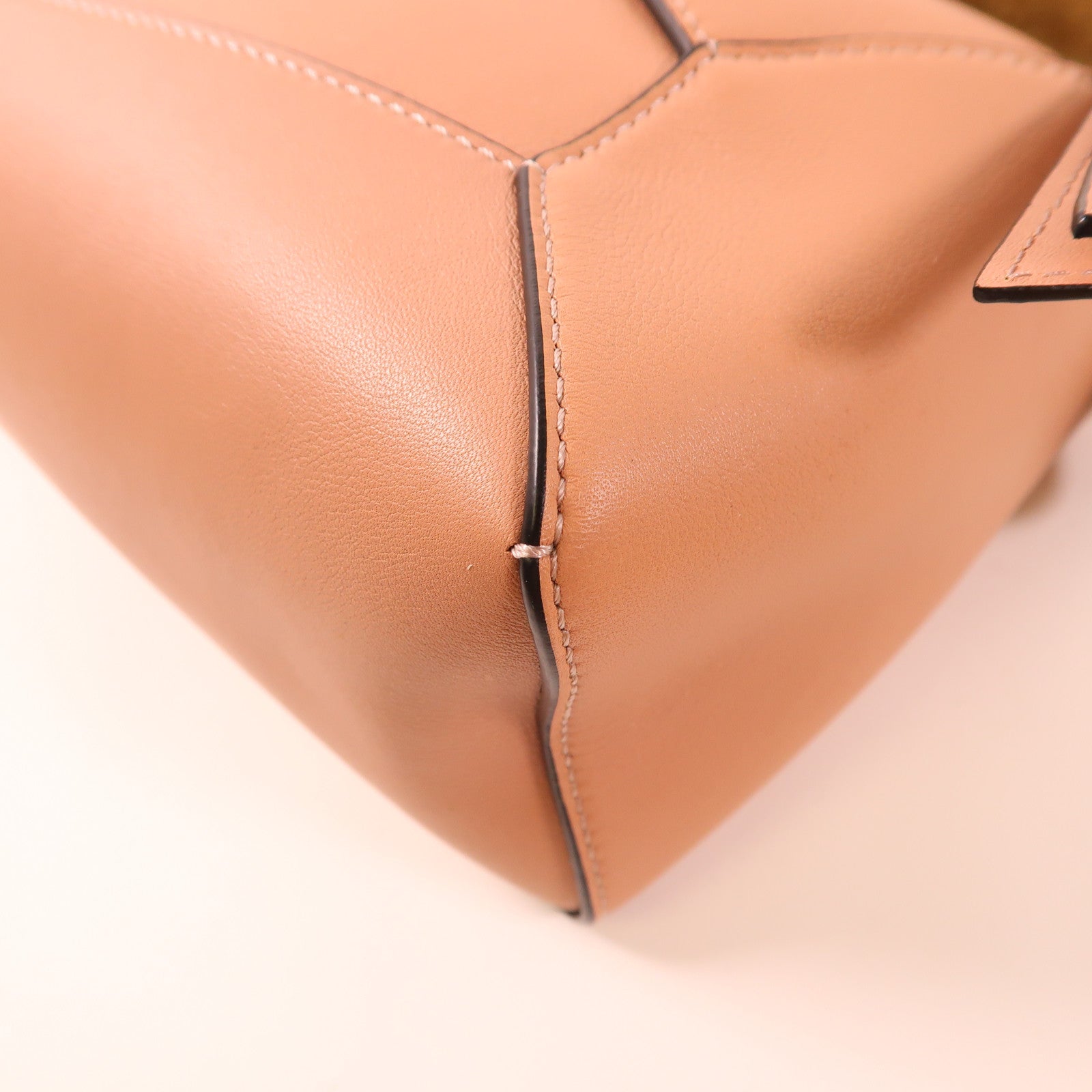 LOEWE 牛皮皮革Edge Puzzle金扣手挽肩背兩用袋
