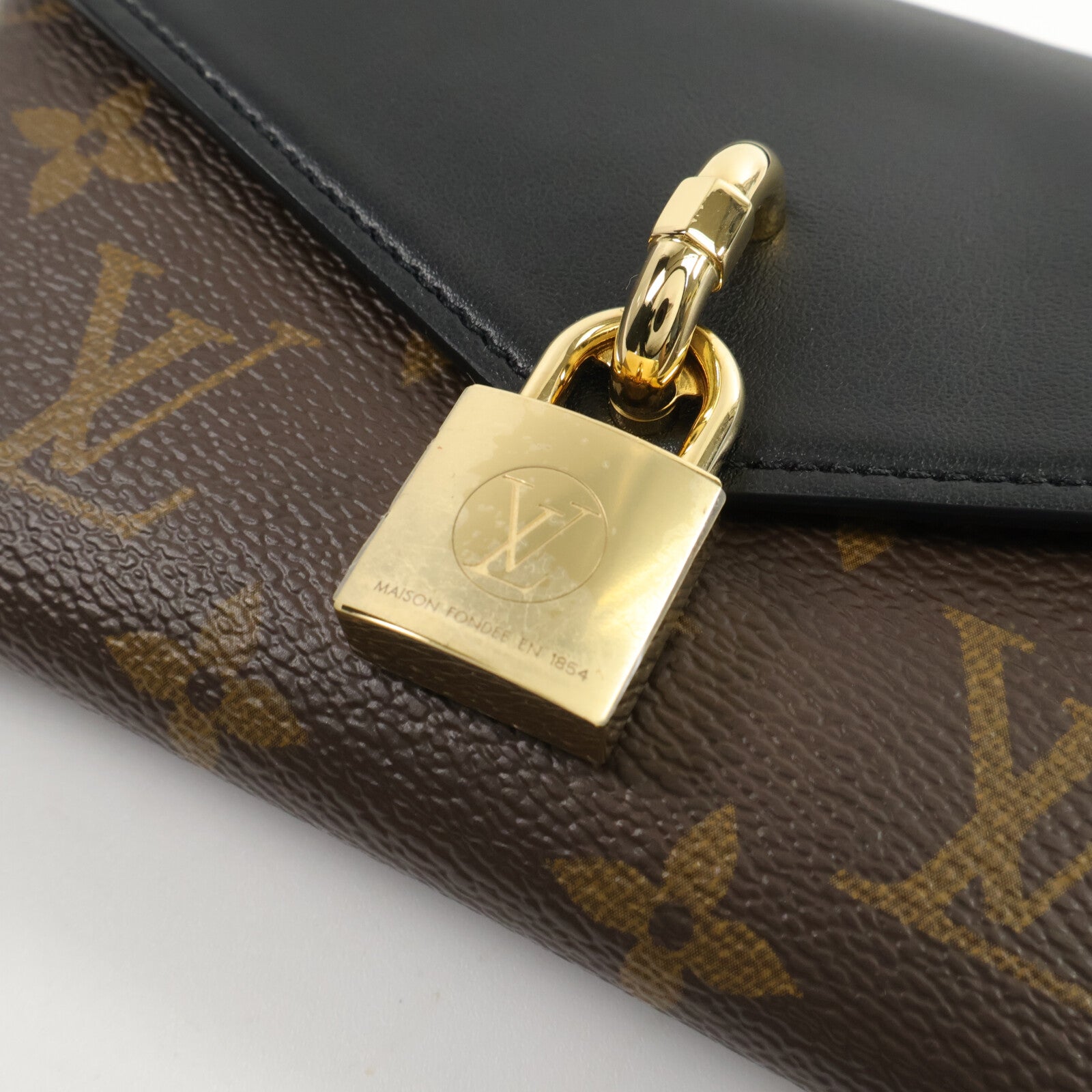 LOUIS VUITTON Monogram Padlock On Strap手挽肩背兩用袋