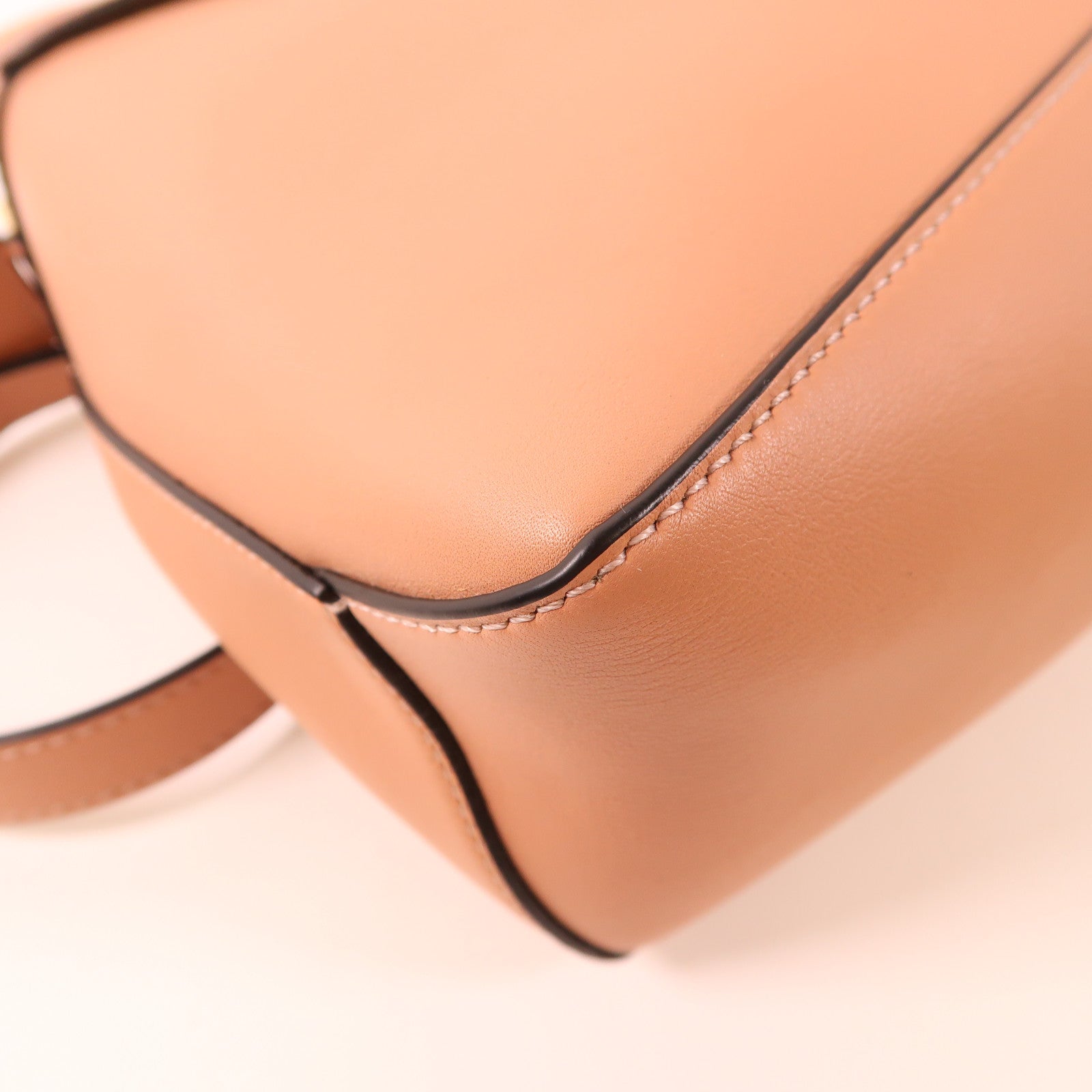 LOEWE 牛皮皮革Edge Puzzle金扣手挽肩背兩用袋