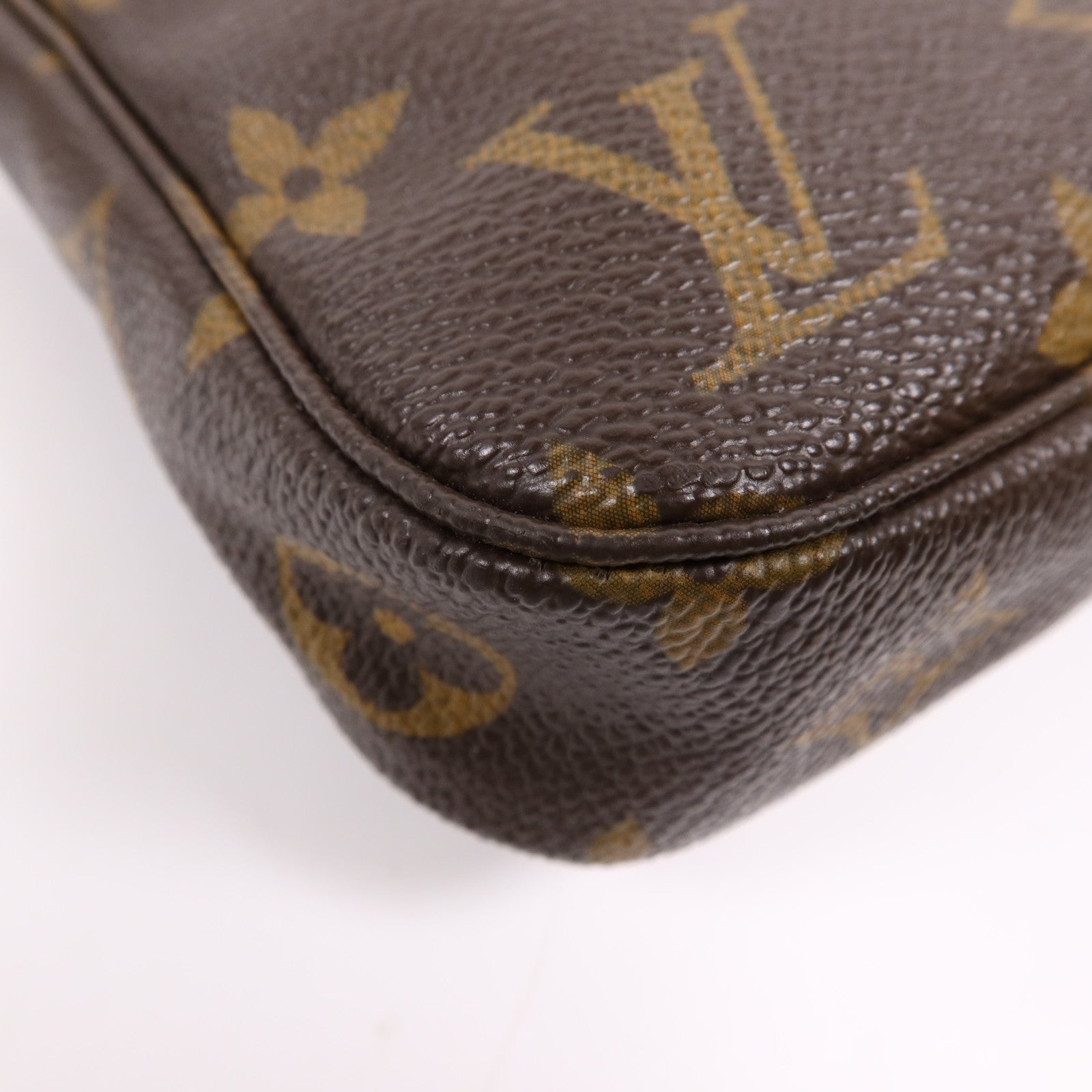 LOUIS VUITTON Monogram Pochette Accessoires金扣手挽袋棕色