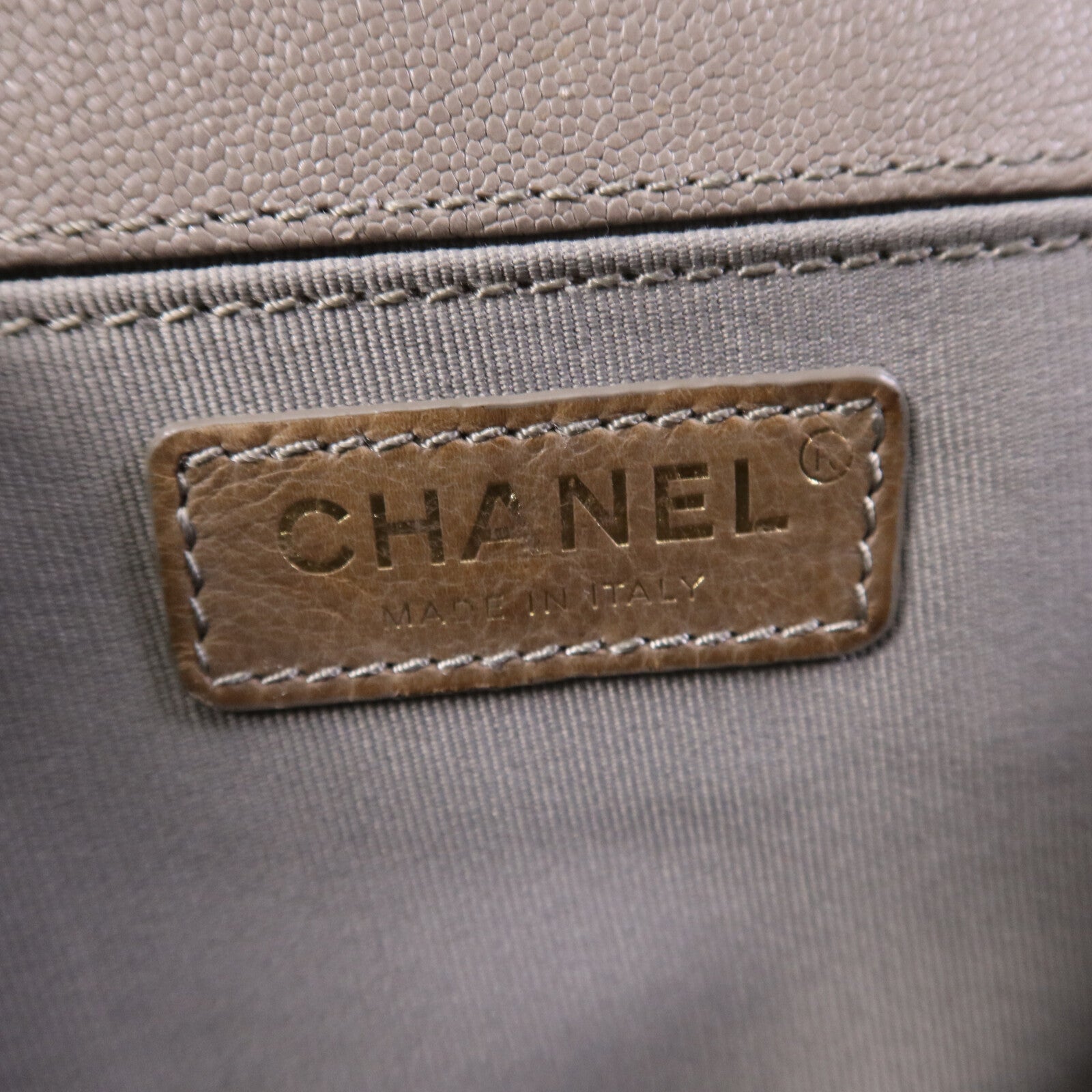 CHANEL 【激減優惠】牛皮皮革Boy 25金扣鏈帶肩背袋