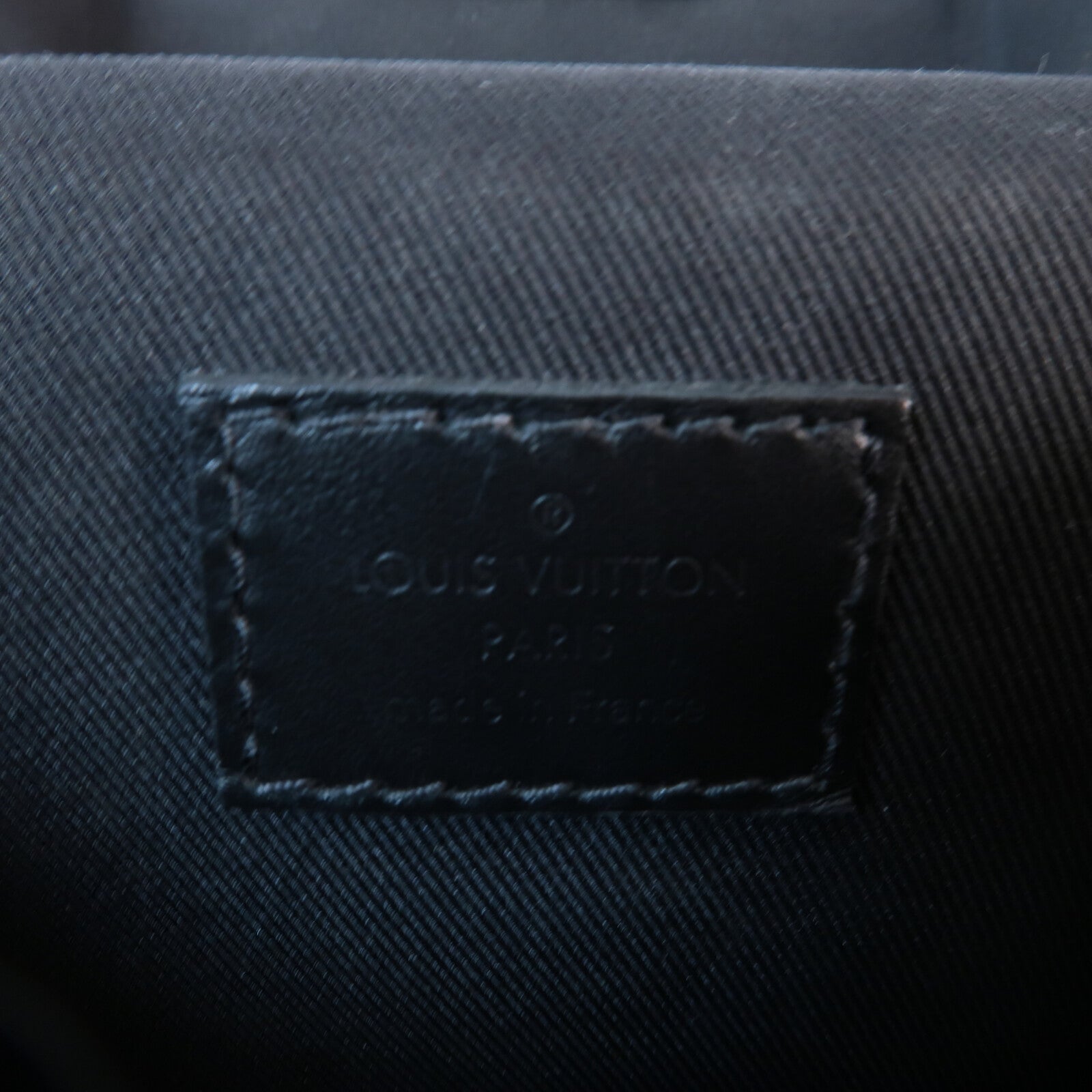 LOUIS VUITTON Monogram Eclipse Vertical Trunk肩背袋