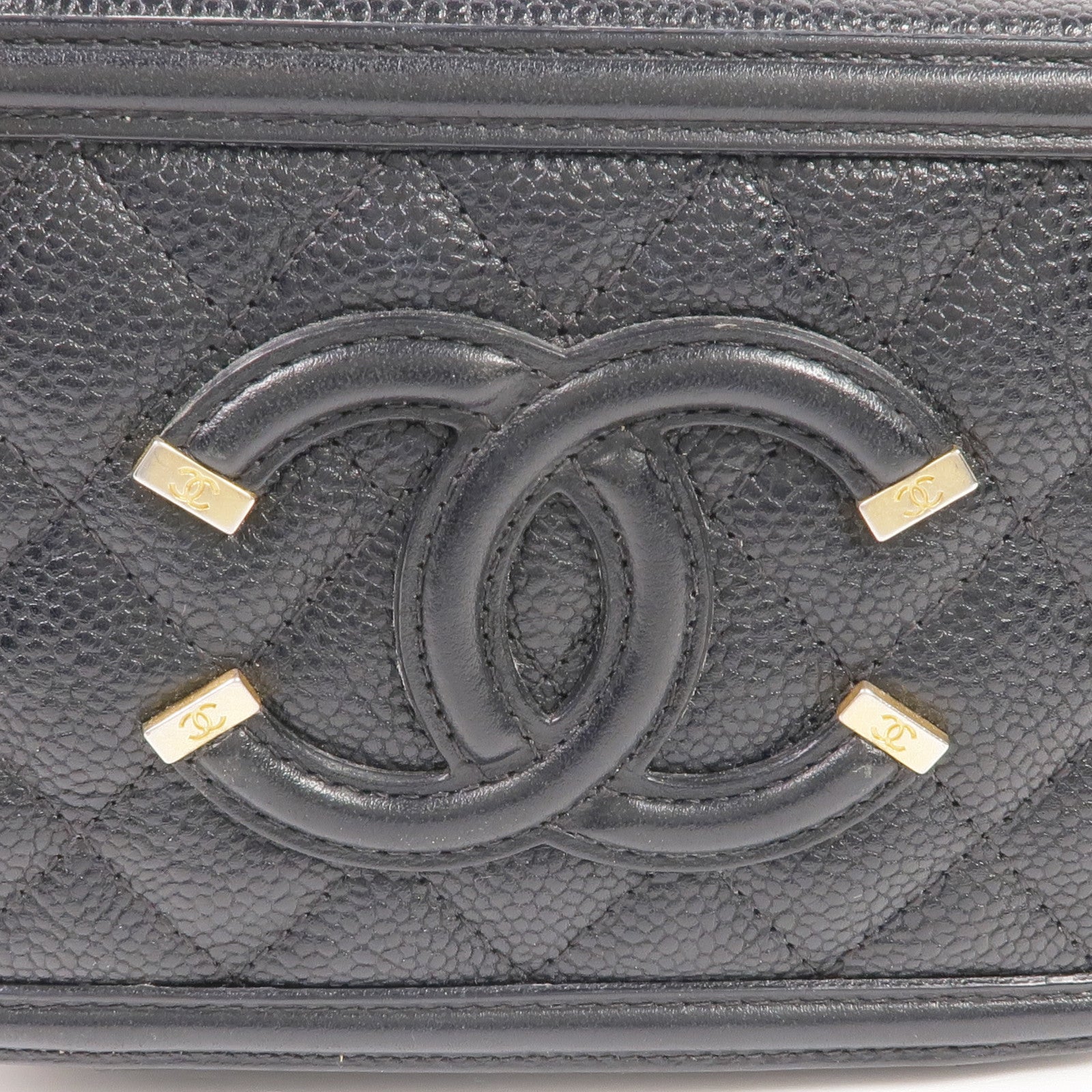 CHANEL 牛皮皮革Filigree Camera Bag金扣鏈帶肩背袋